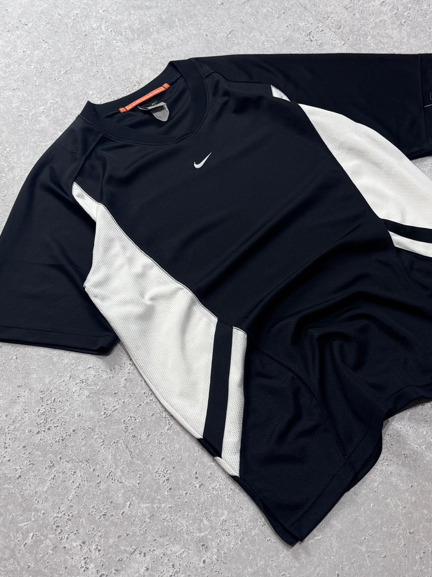 Vintage 2000s Nike Basketball Training Tee (XL)