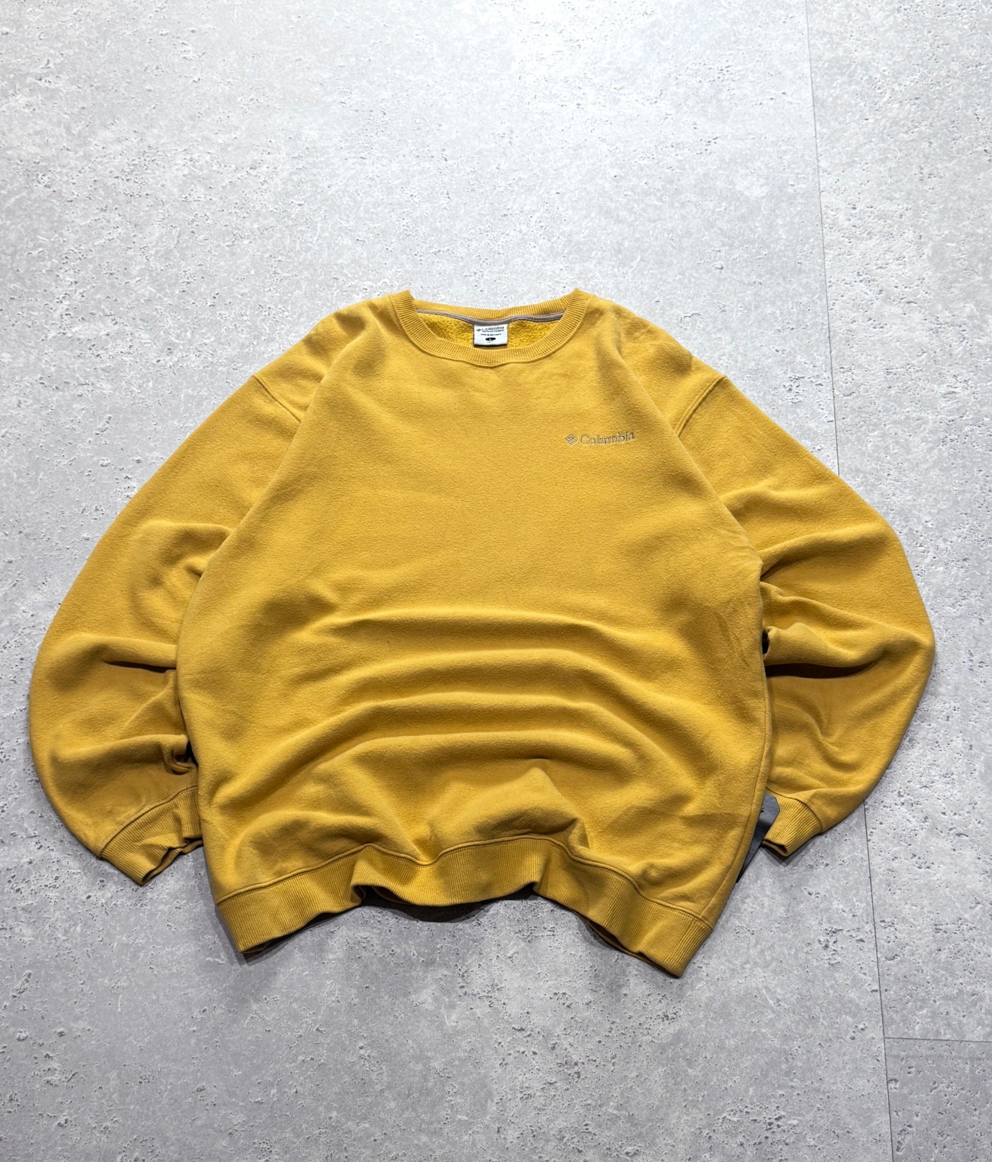 Vintage 2000s Columbia Embroidered Sweater (XL)