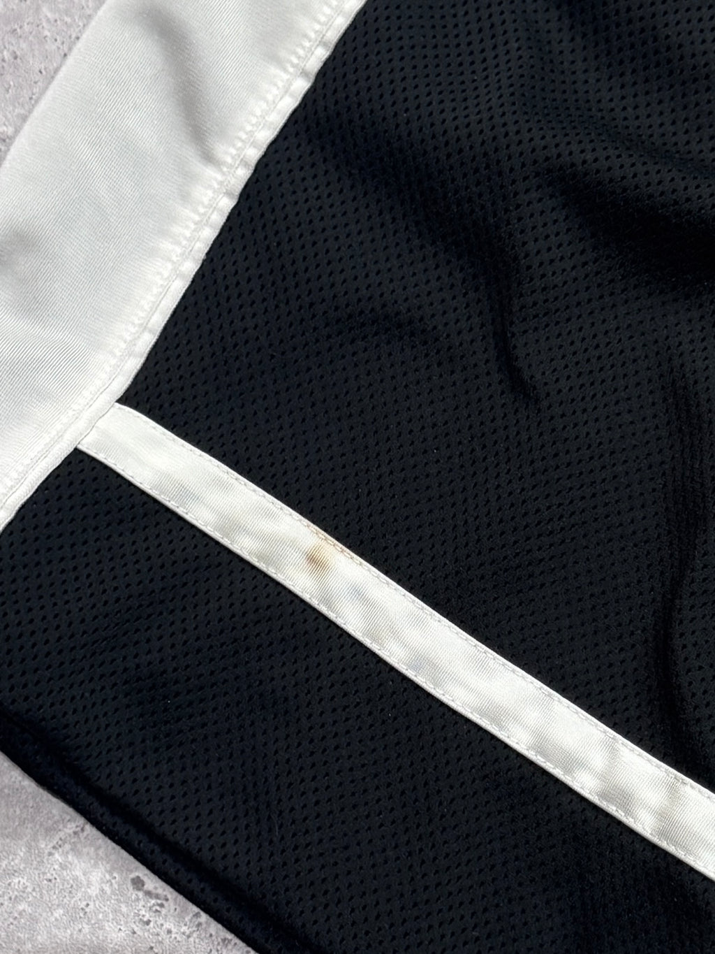 Vintage 2000s Nike Basketball Shorts (S)