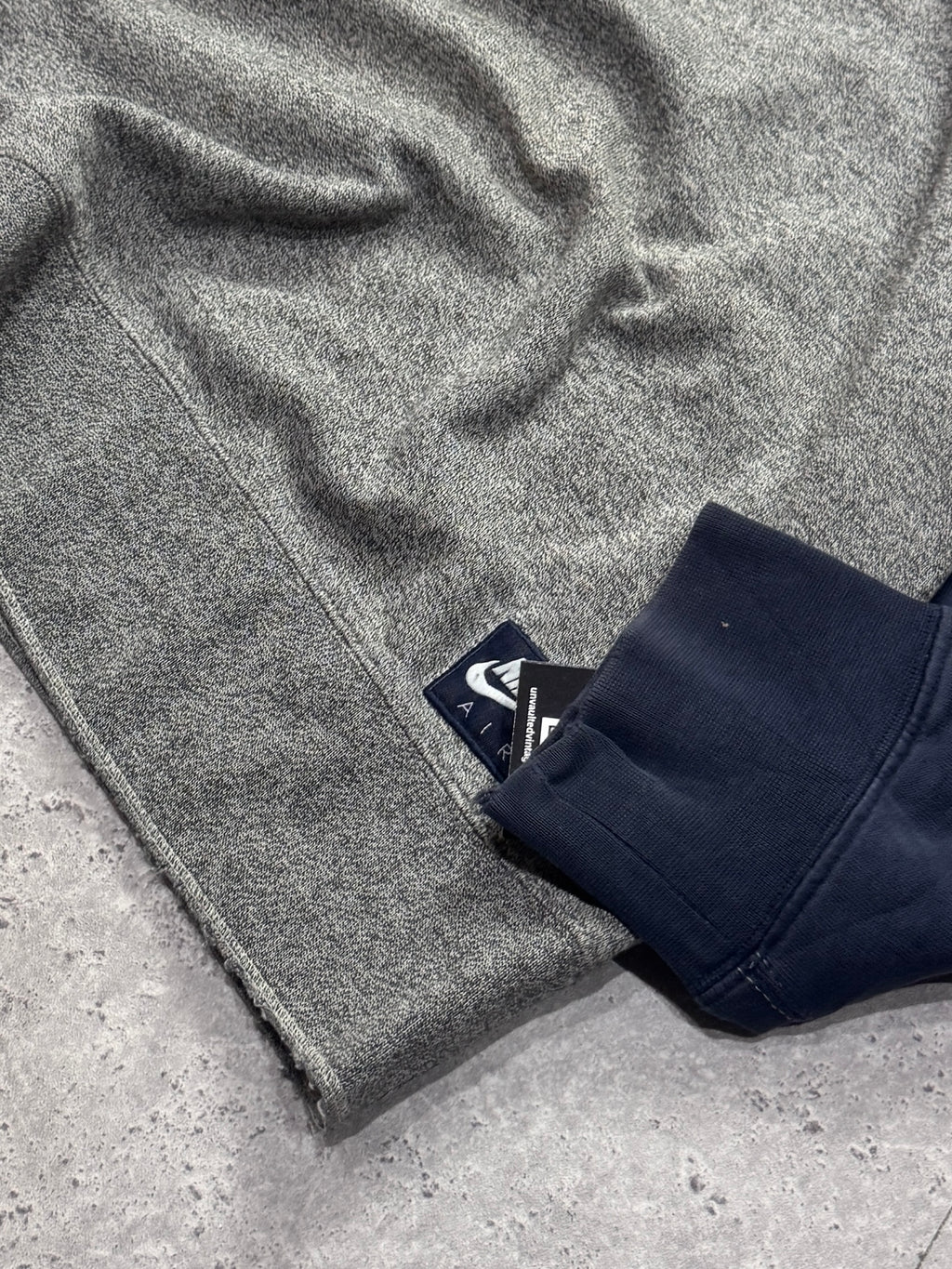 Vintage 2000s Nike Air Spellout Sweater (XL)