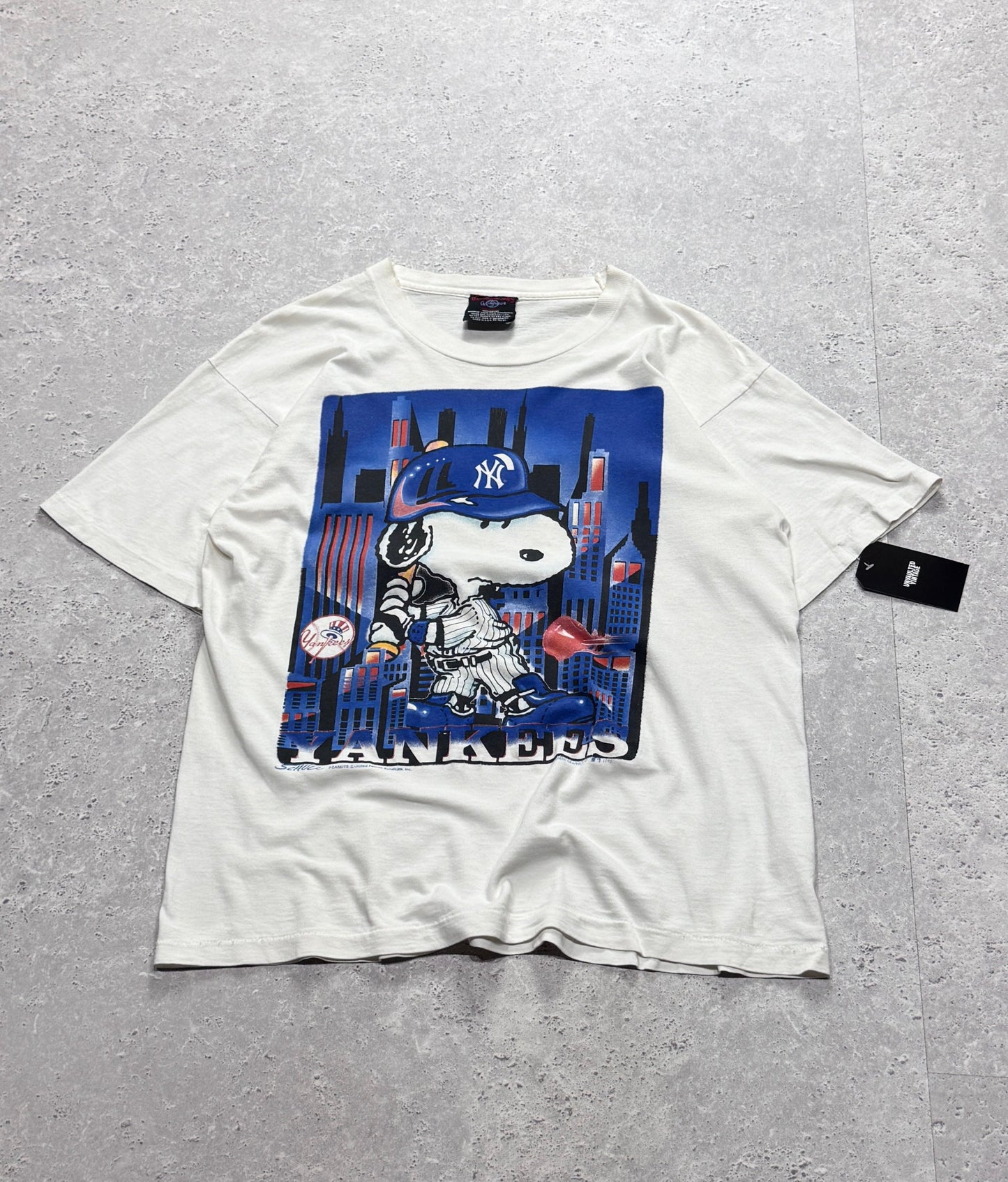 Vintage 1995 New York Yankees X Snoopy Comic MLB Tee (L)
