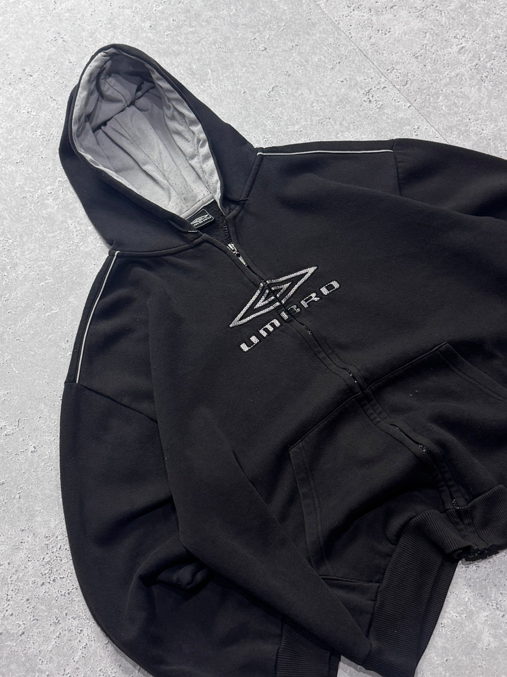 Vintage 2000s Umbro Zip Up Hoodie (L)