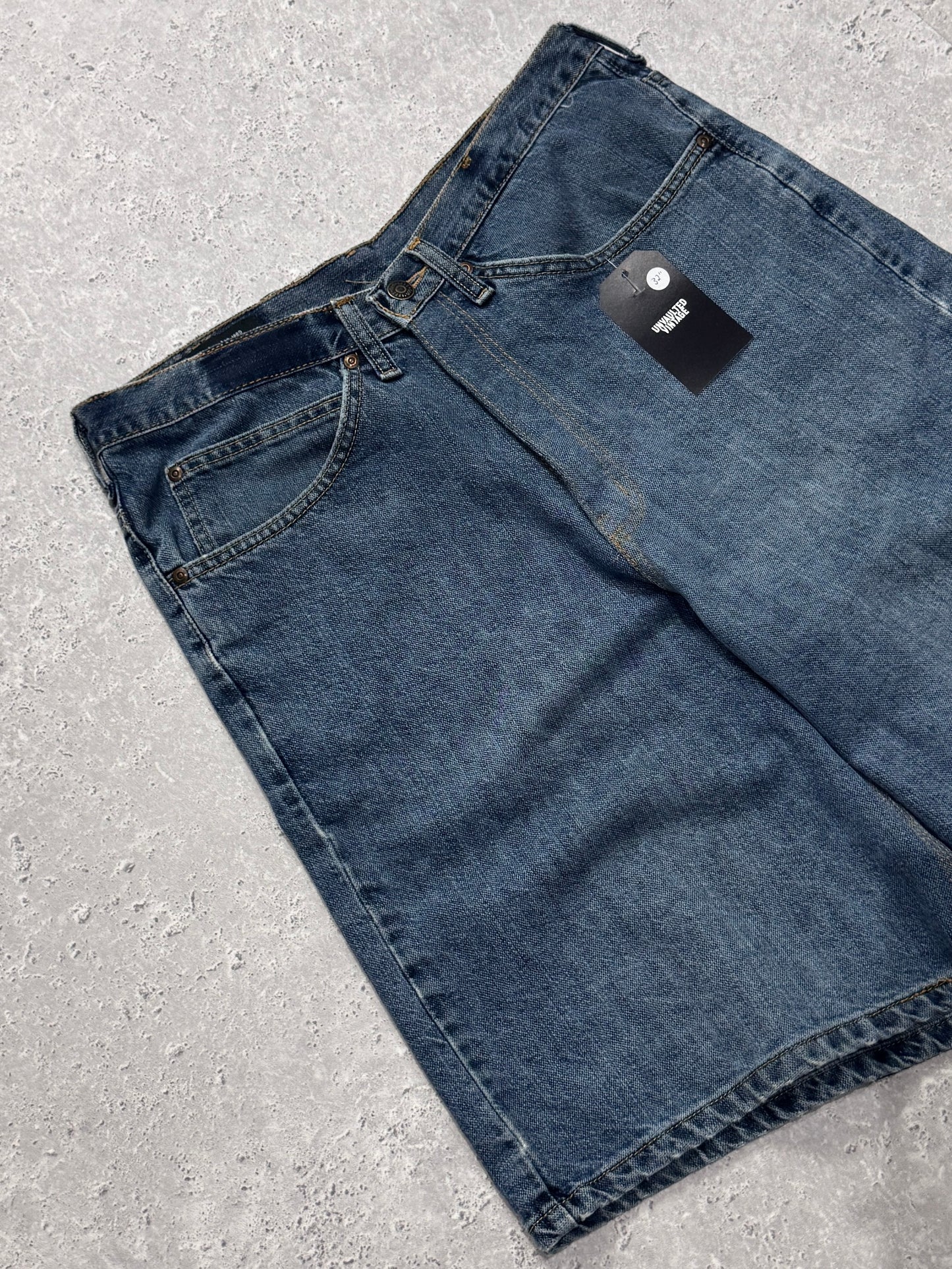 Vintage 2000s Lee Denim Jorts (32")