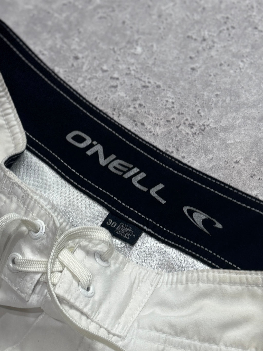 Vintage 2000s O’Neill Board Shorts (30”)