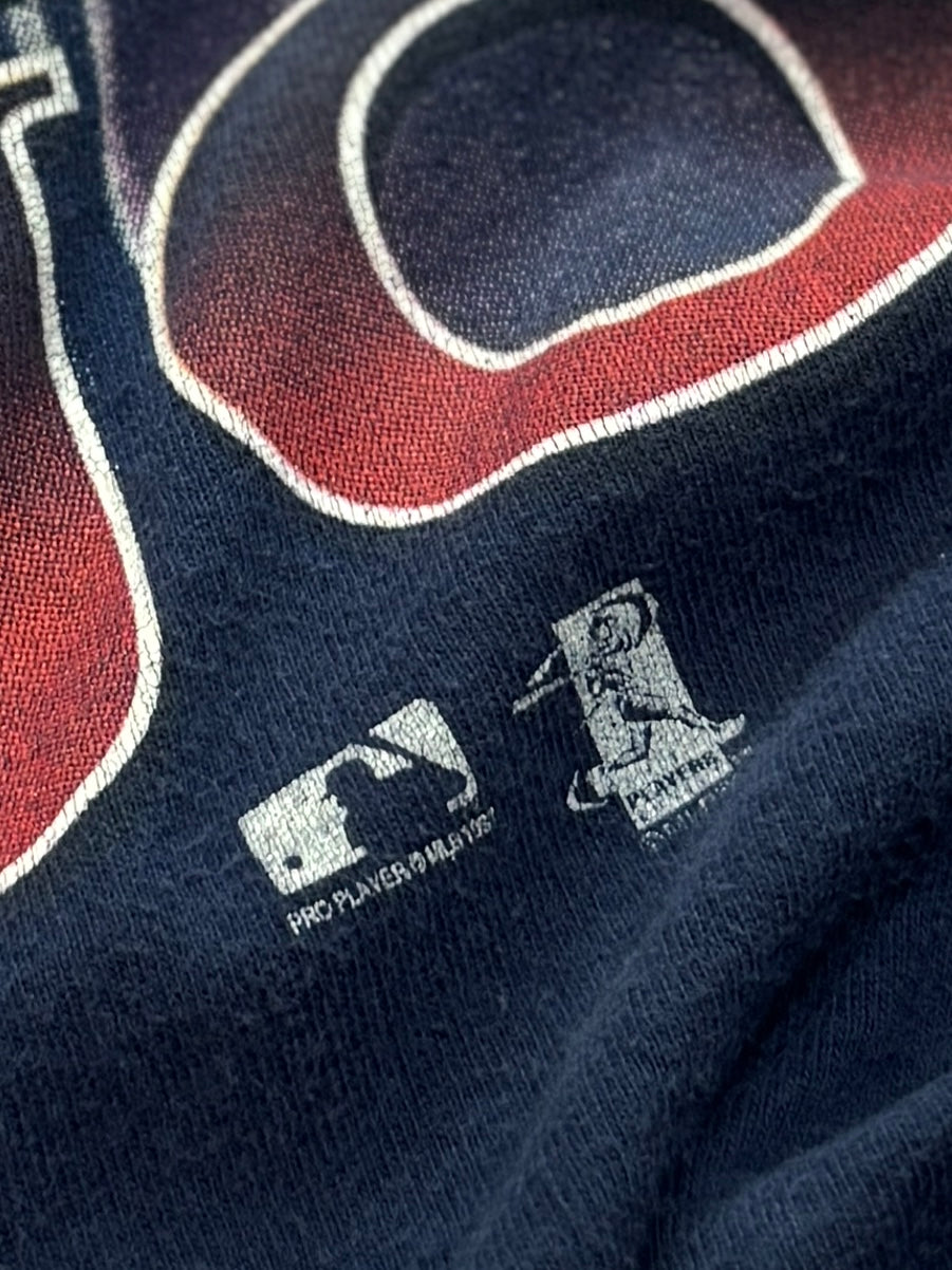 Vintage 90s Atlanta Braves “Chipper Jones” MLB Tee (L)