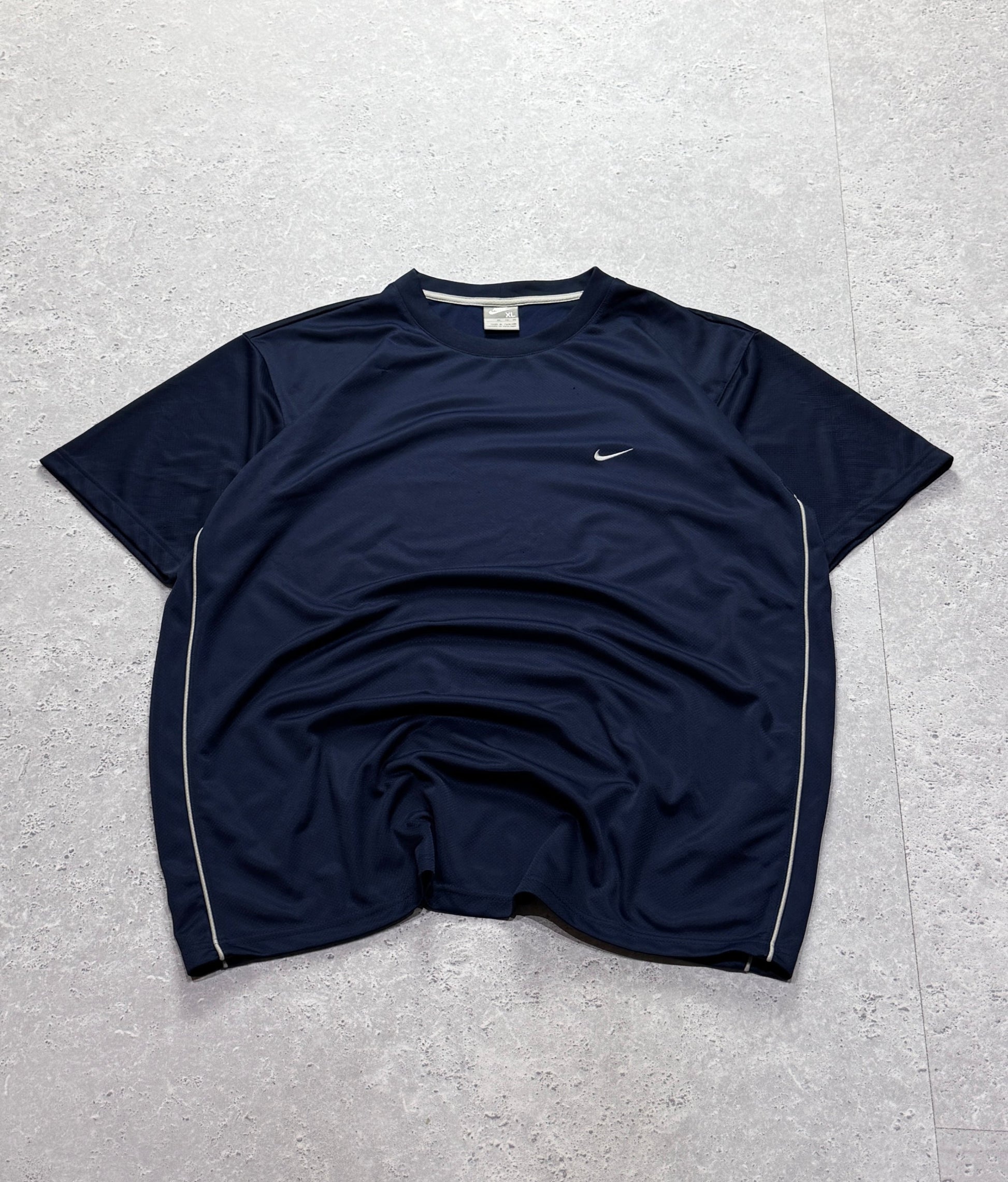 Vintage 2000s Nike Training Tee (XL)
