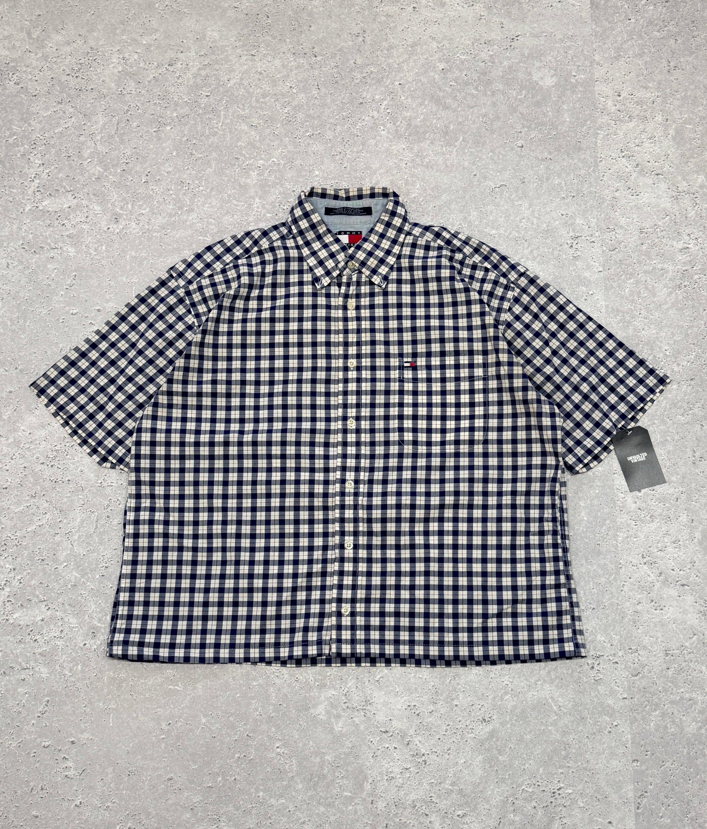 Vintage 90s Tommy Hilfiger Cropped Button Up Shirt (L)