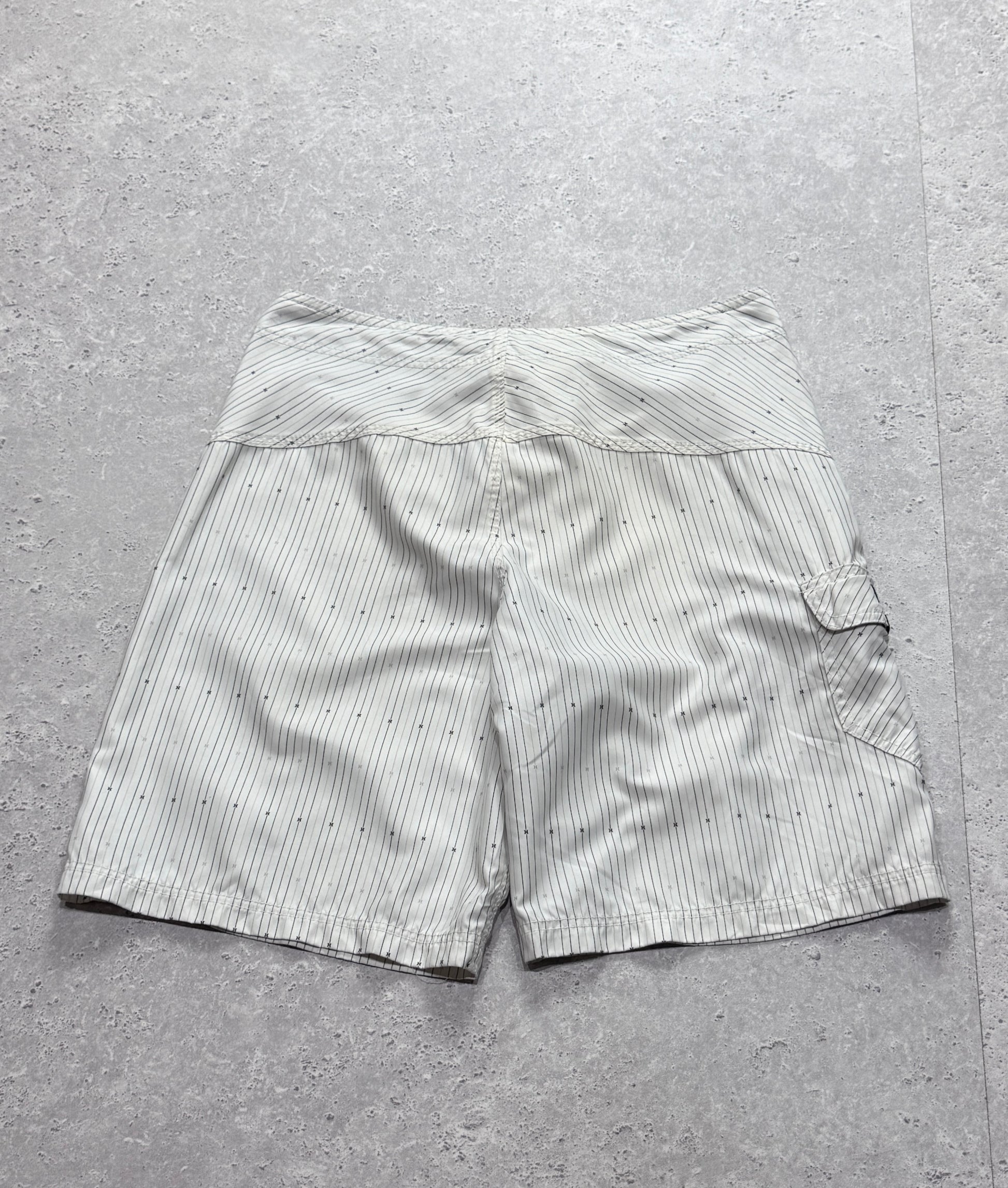 Vintage Y2K Hurley Boardshorts (32”)