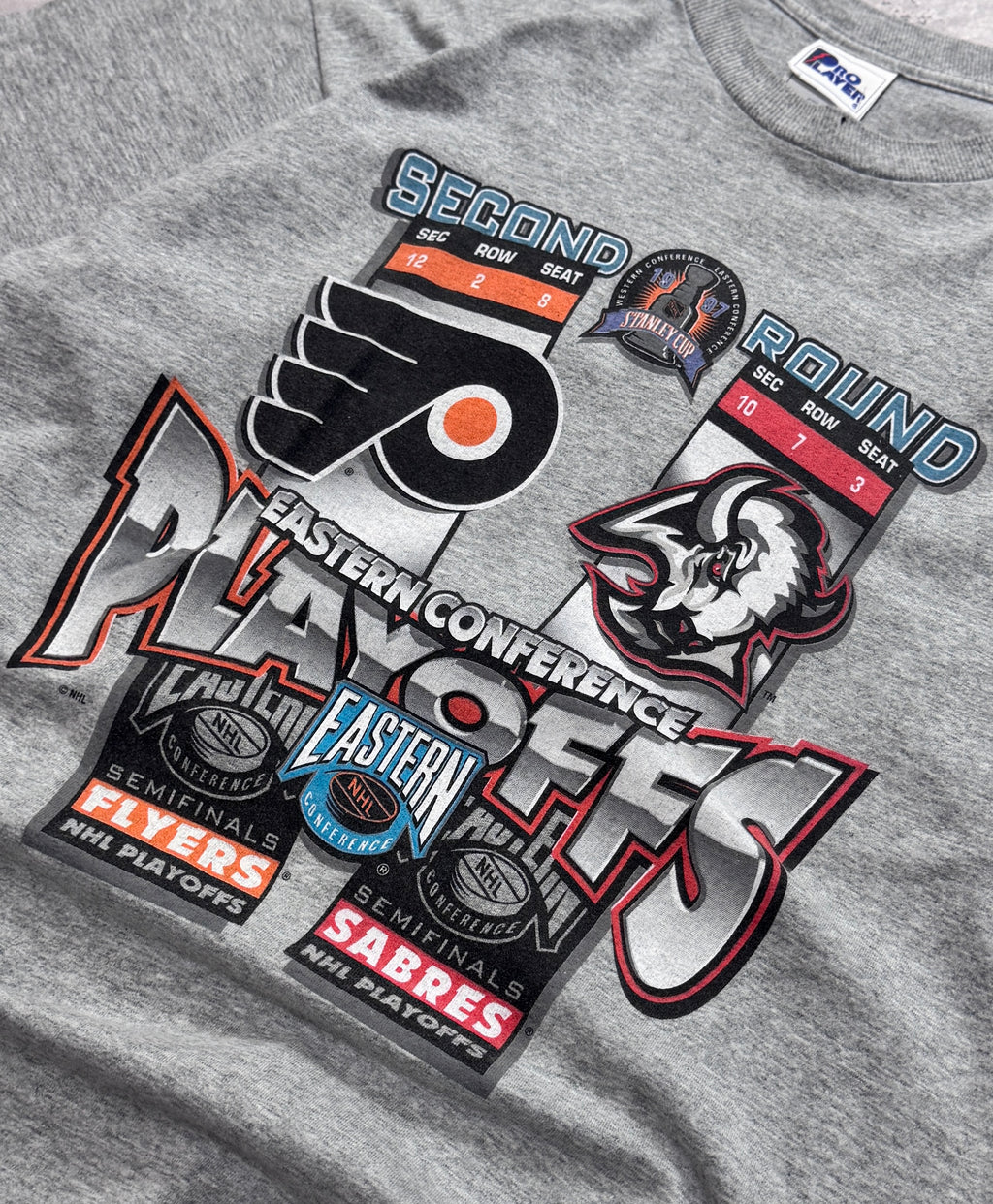 Vintage 1997 NHL Playoffs Sabres vs Flyers Tee (L)