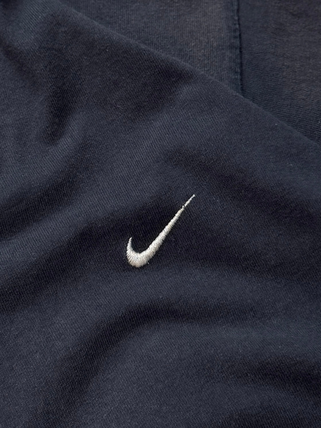 Vintage 2000s Nike Essential Tee (S)