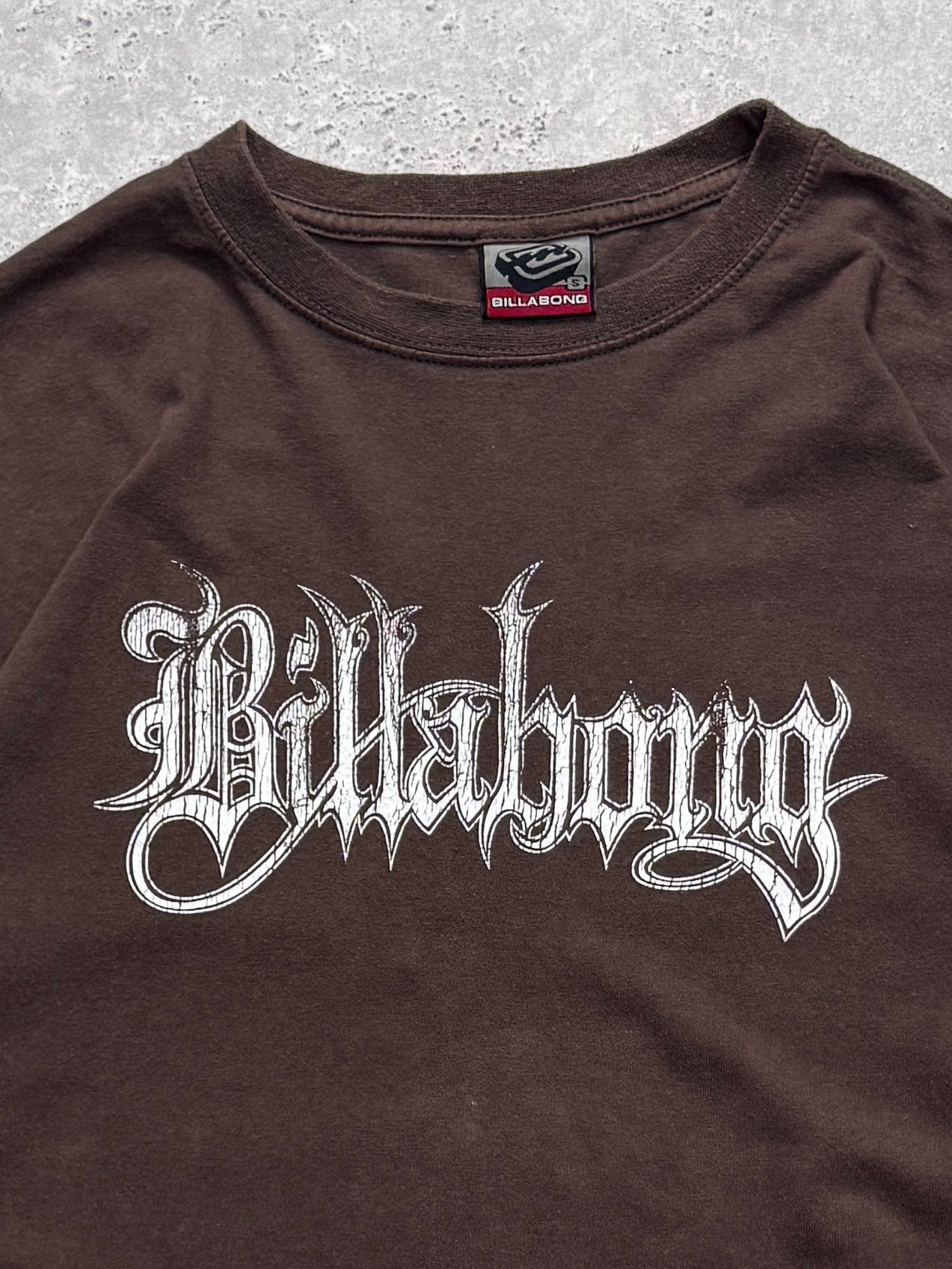 Vintage 2000s Billabong Spellout Tee (L)