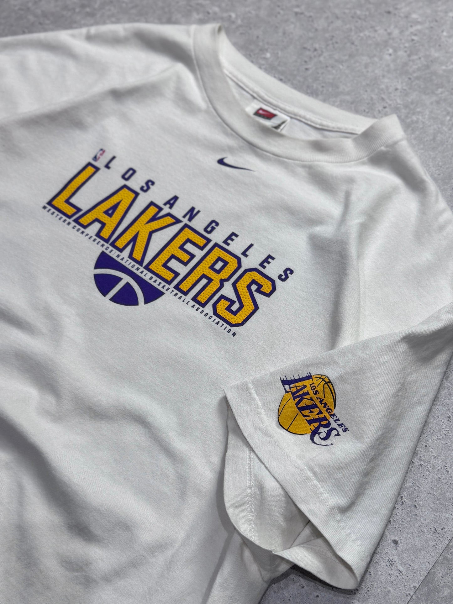 Vintage Nike X Los Angeles Lakers NBA Tee (XL)