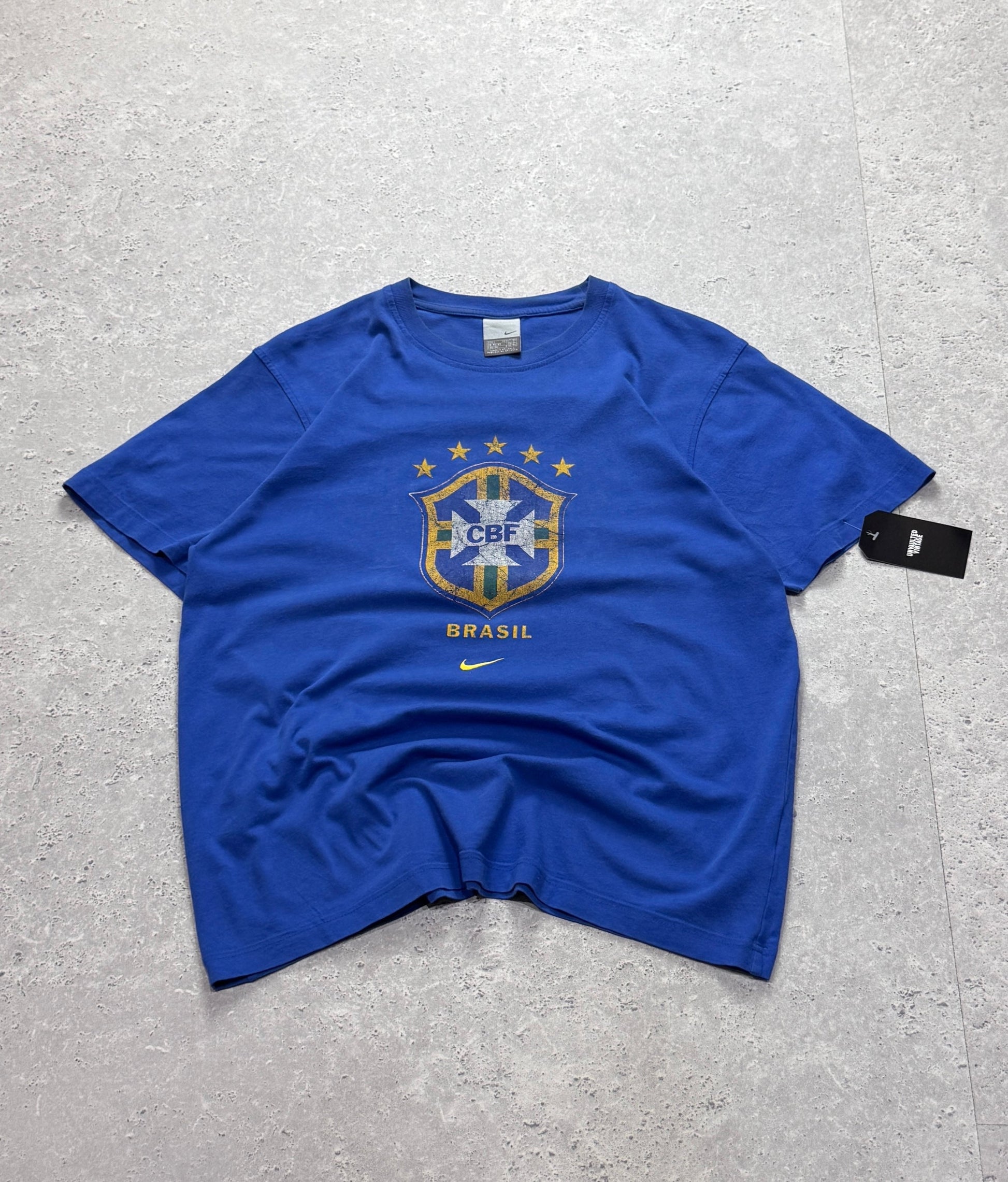 Vintage 2000s Nike X Brasil Football Tee (M)