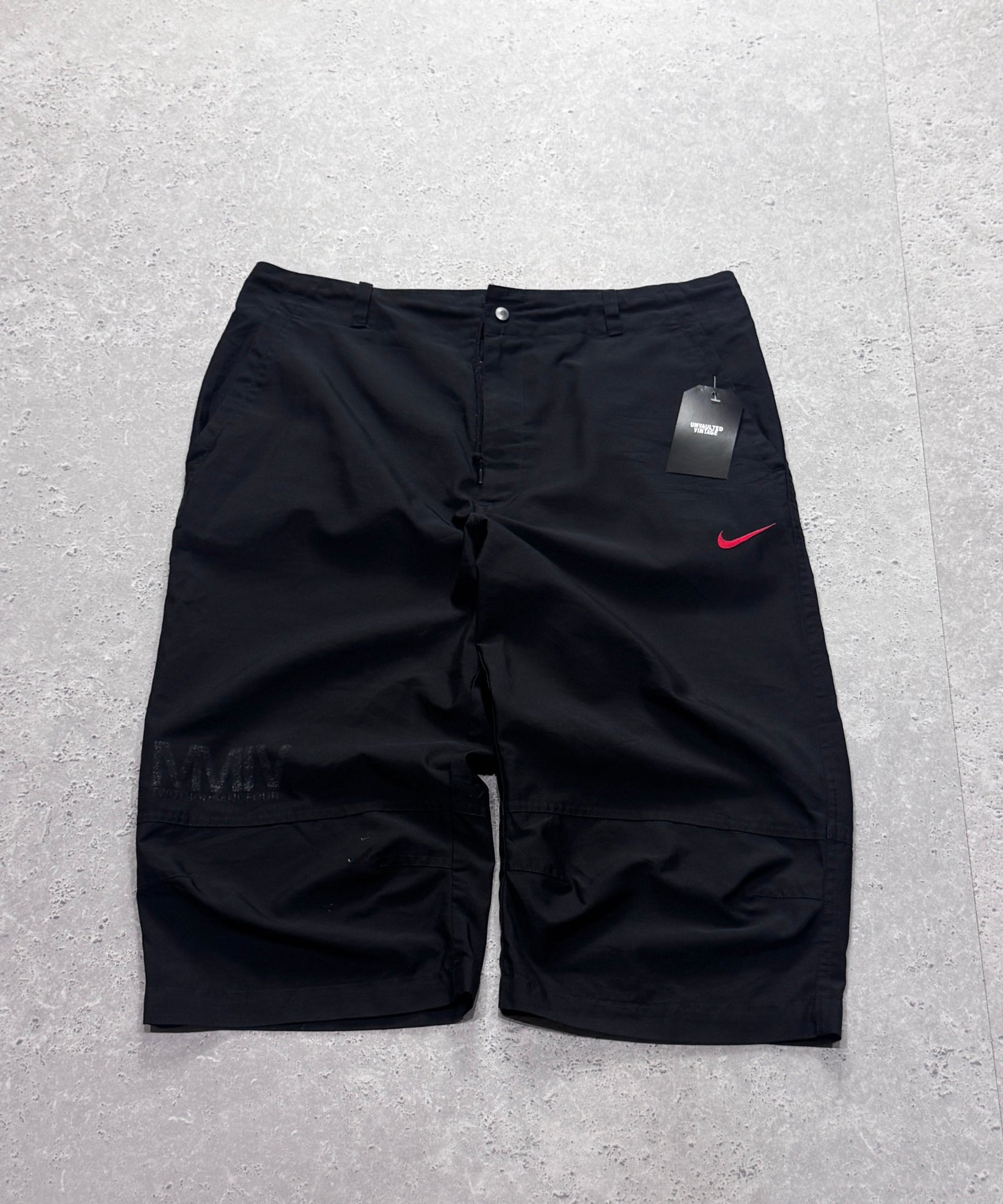 Vintage 2000s Nike Adjustable 3/4 Track Shorts (L)