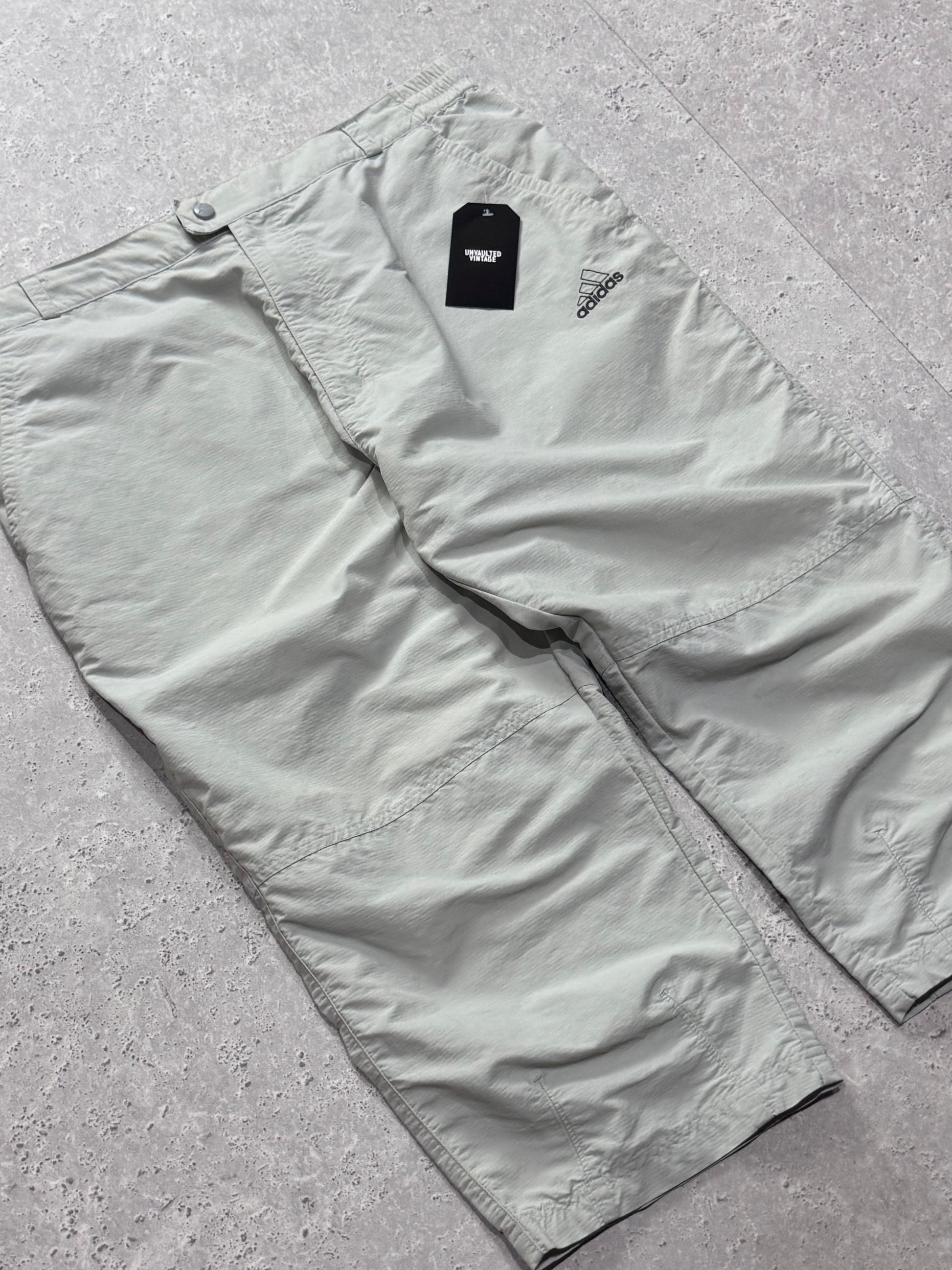 Vintage 2000s Adidas Windbreaker Shorts (XL)