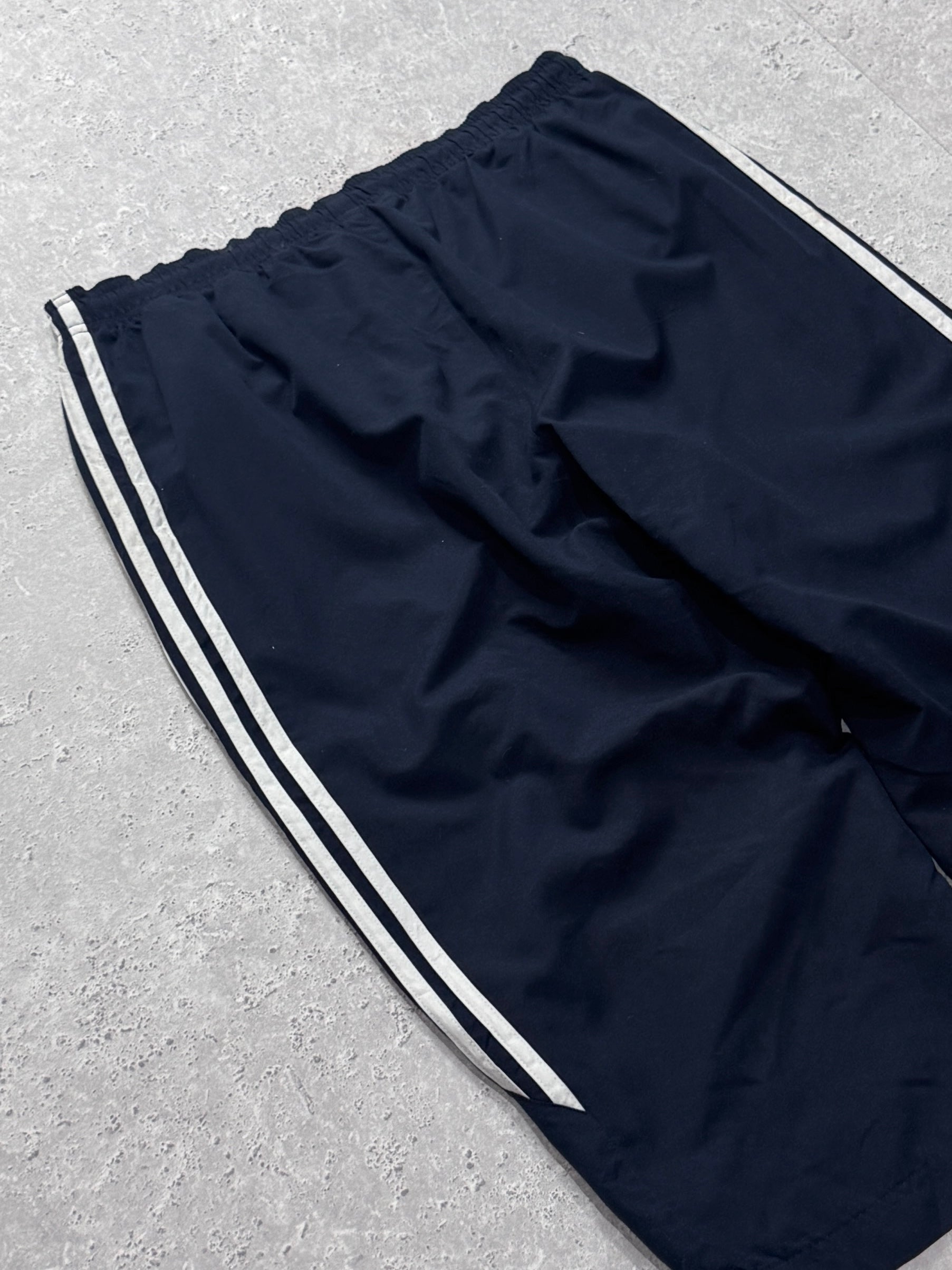 Vintage 2000s Adidas 3/4 Track Shorts (M)