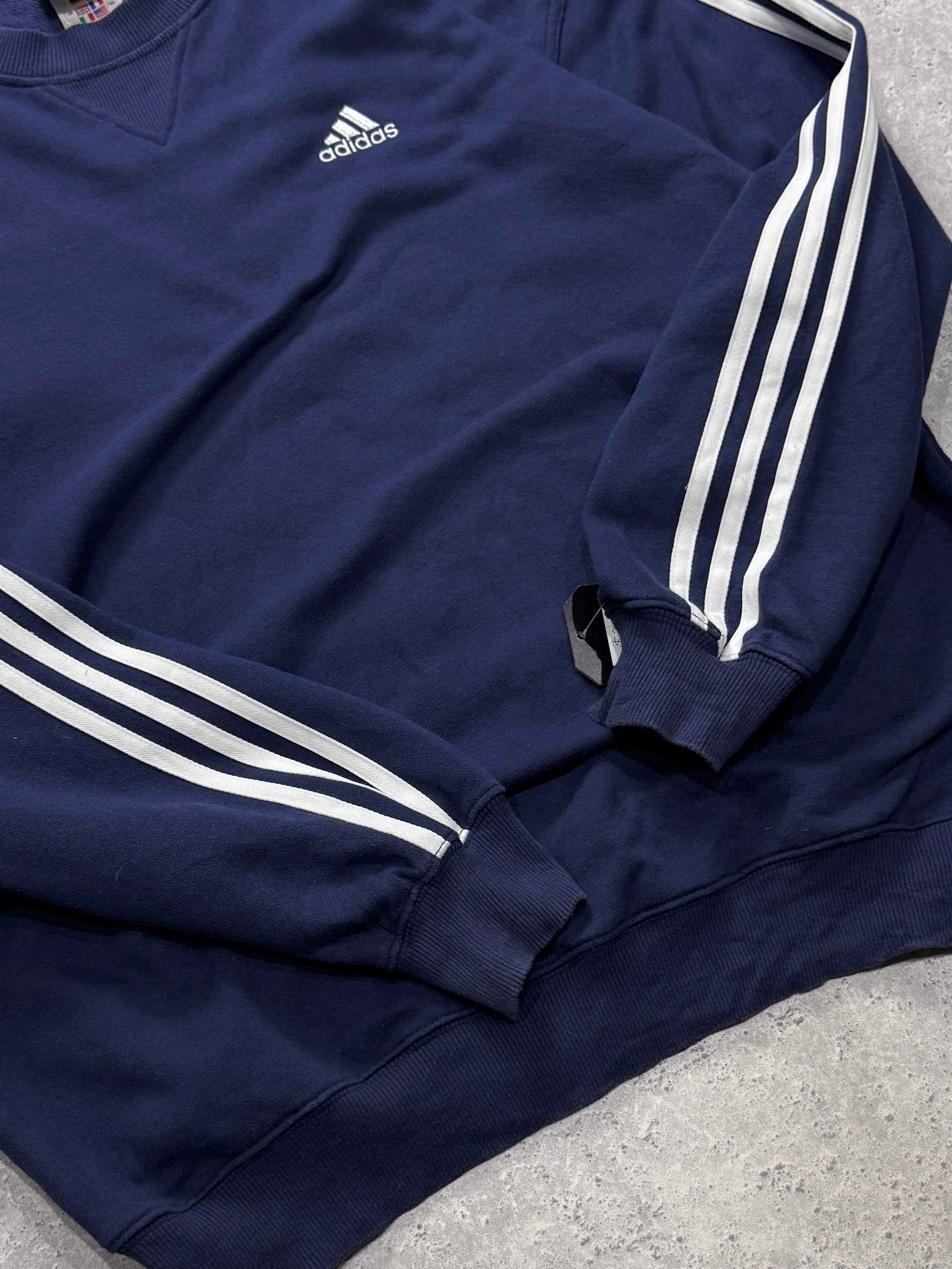 Vintage 90s Adidas Essential Sweater (XL)