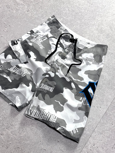 Vintage 2000s Billabong Camo Cargo Boardshorts (30”)