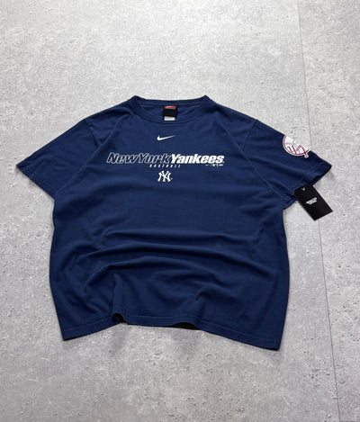 Vintage 2000s Nike X New York Yankees MLB Tee (S)