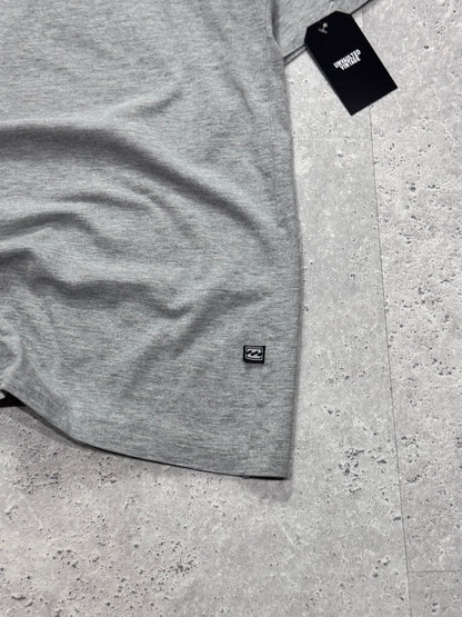 Vintage 2000s Billabong Surf Tee (L)