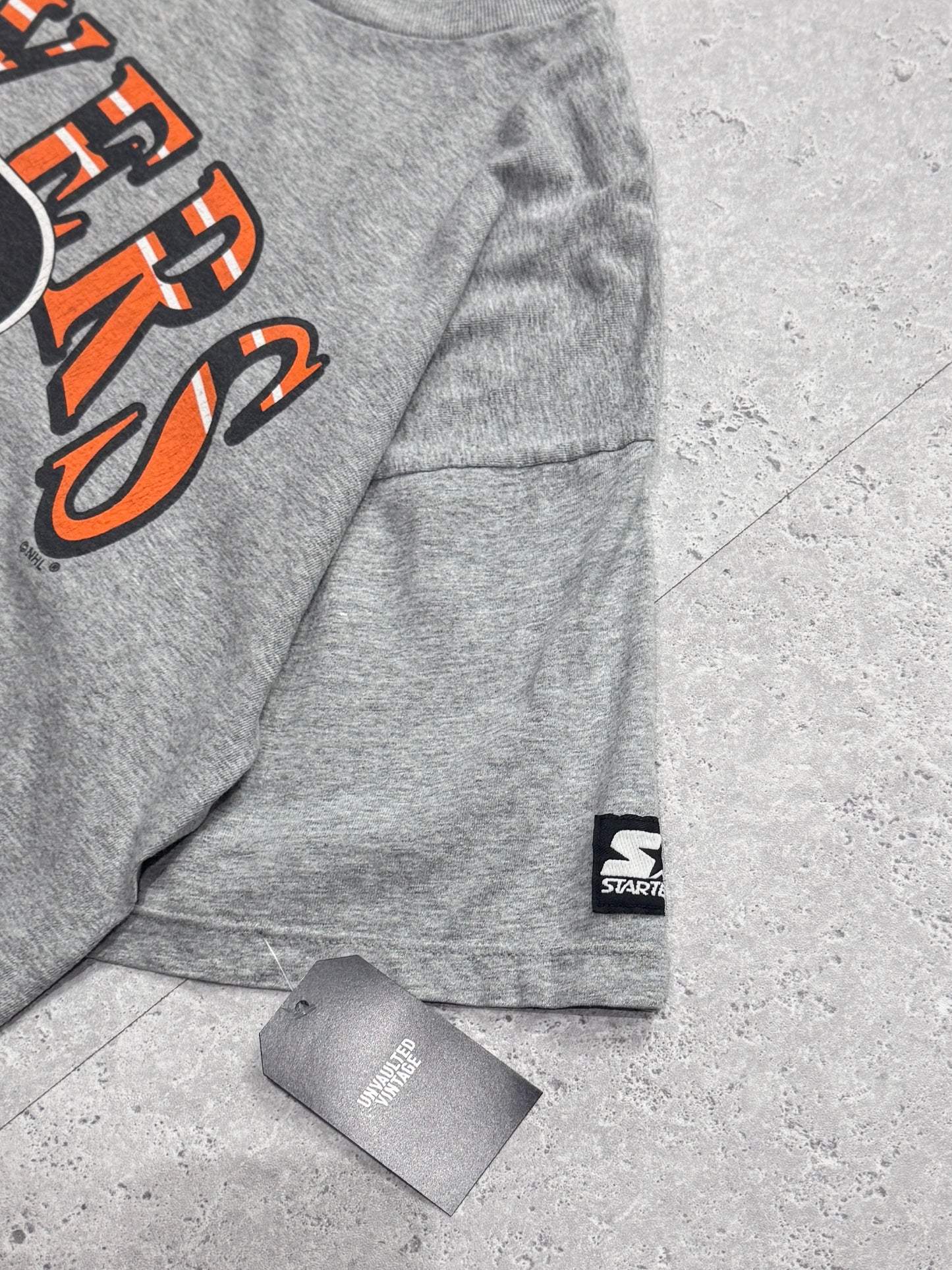 Vintage Philadelphia Flyers NHL Tee (XL)