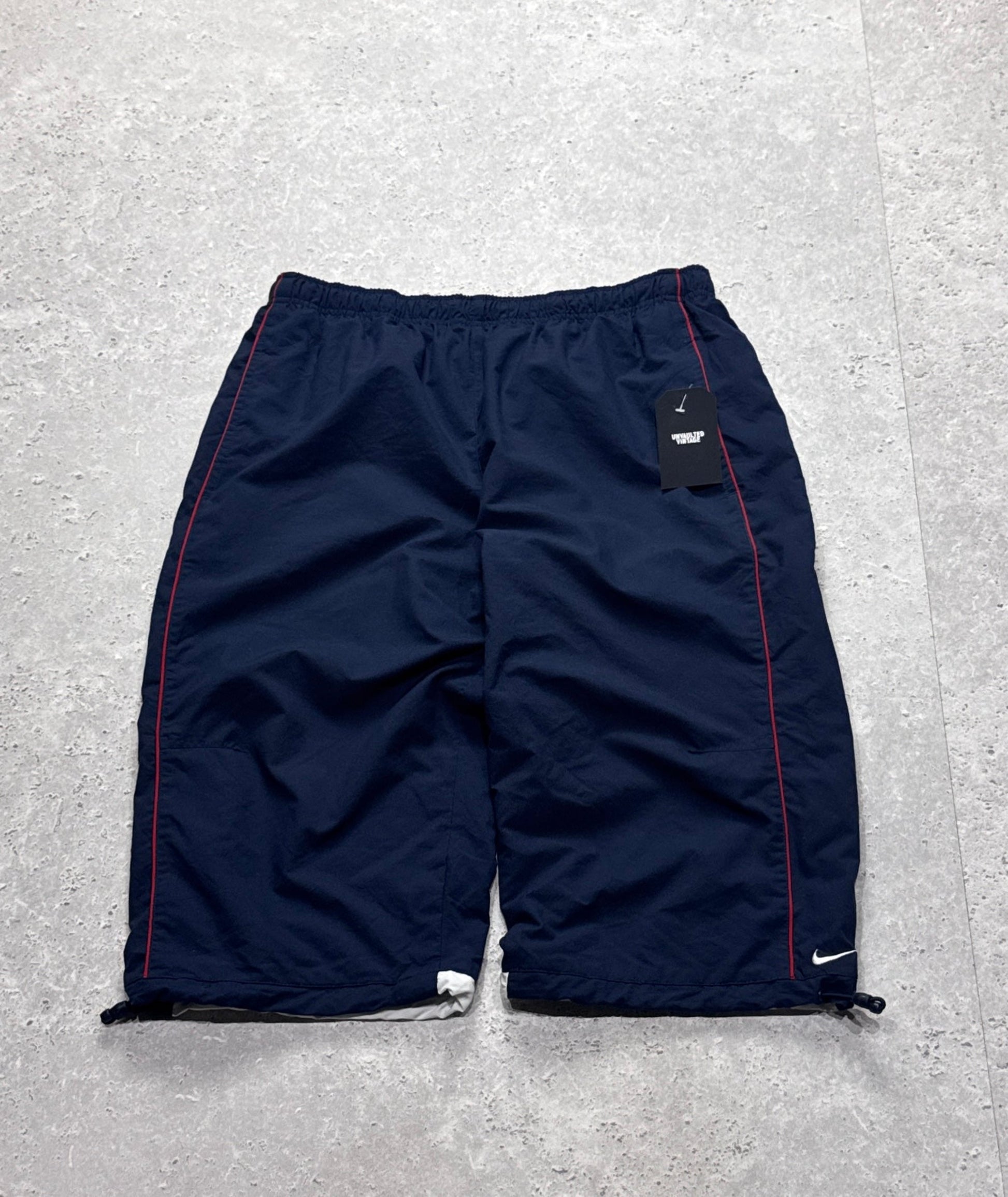 Vintage 2000s Nike Adjustable 3/4 Track Shorts (L)