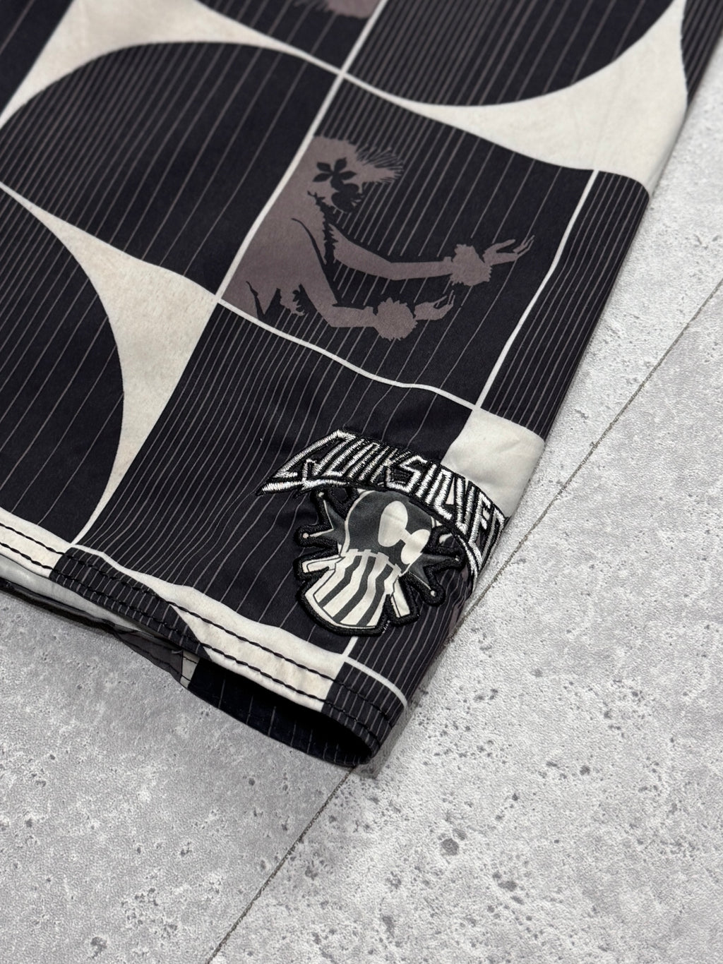 Vintage Y2K Quiksilver Boardshorts (36”)