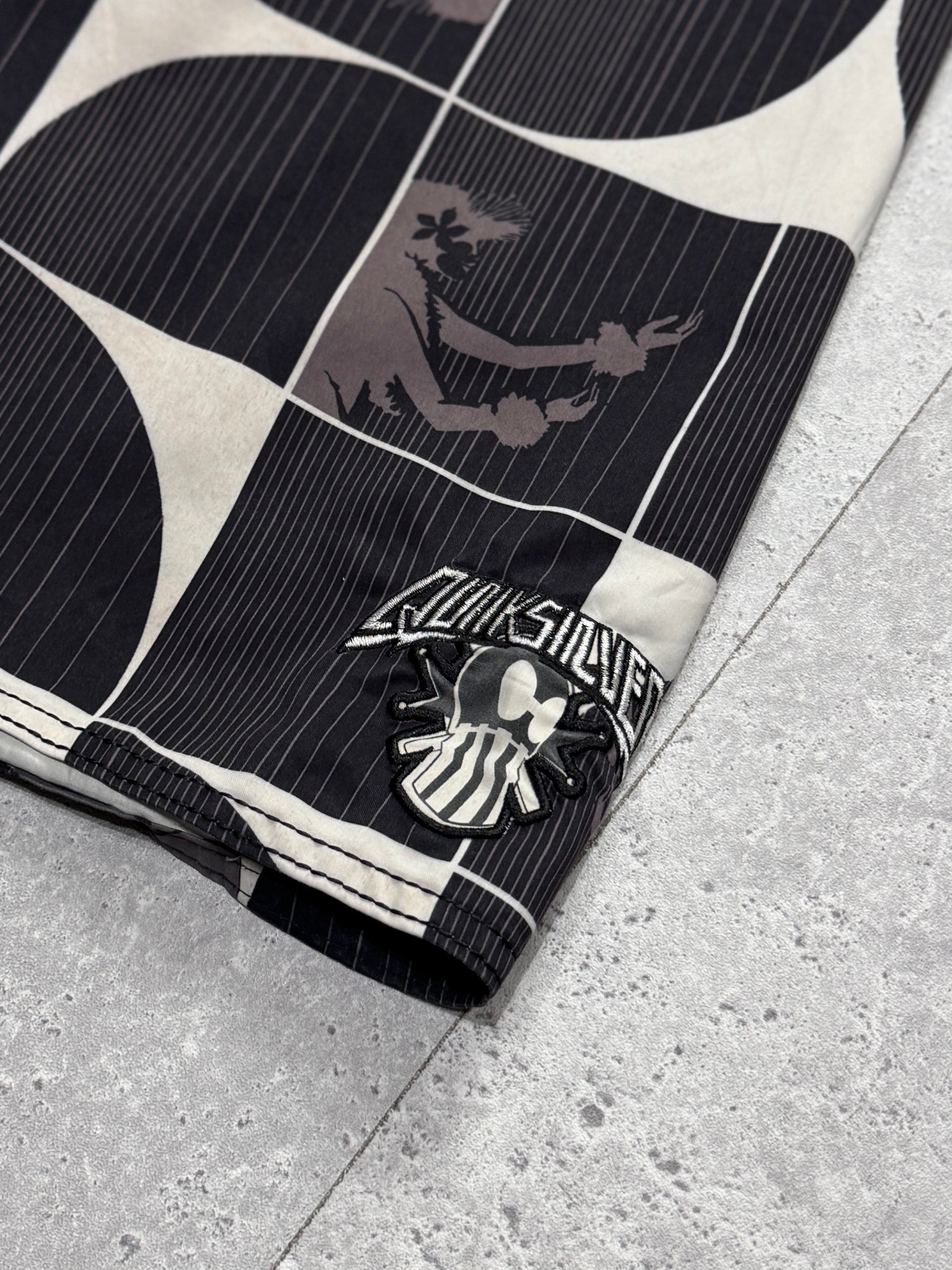 Vintage Y2K Quiksilver Boardshorts (36”)