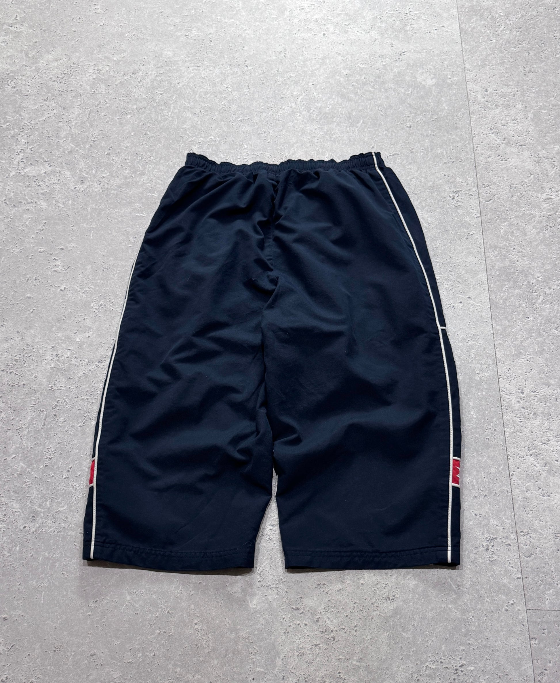 Vintage 2000s Reebok Spellout 3/4 Track Shorts (M)