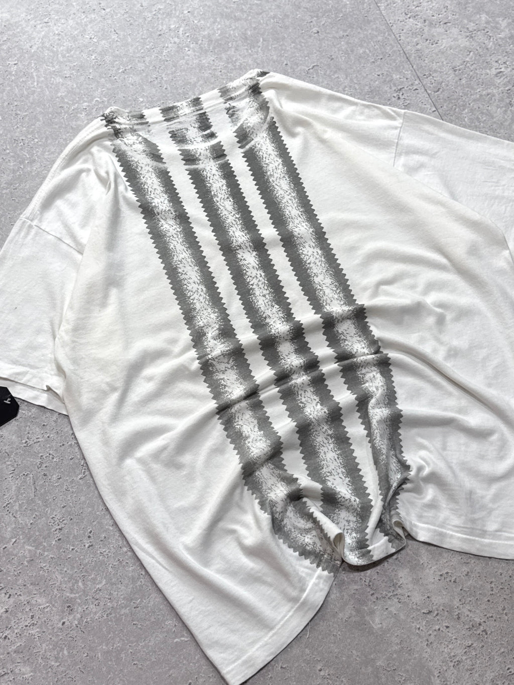 Vintage 90s Adidas Graphic Tee (2XL)