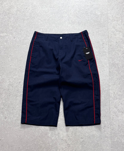Vintage 2000s Nike 3/4 Skate Shorts (30")