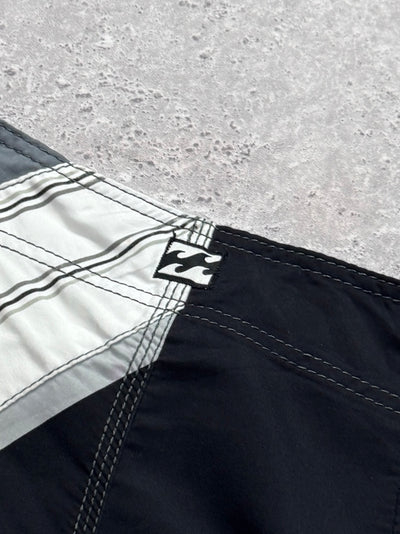 Vintage 2000s Billabong “Andy Irons” Boardshorts (32”)