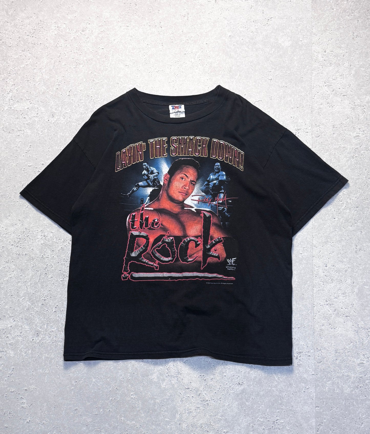 Vintage 1999 The Rock 'Layin The Smack Down' WWF Tee (XL)