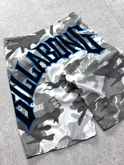 Vintage 2000s Billabong Camo Cargo Boardshorts (30”)