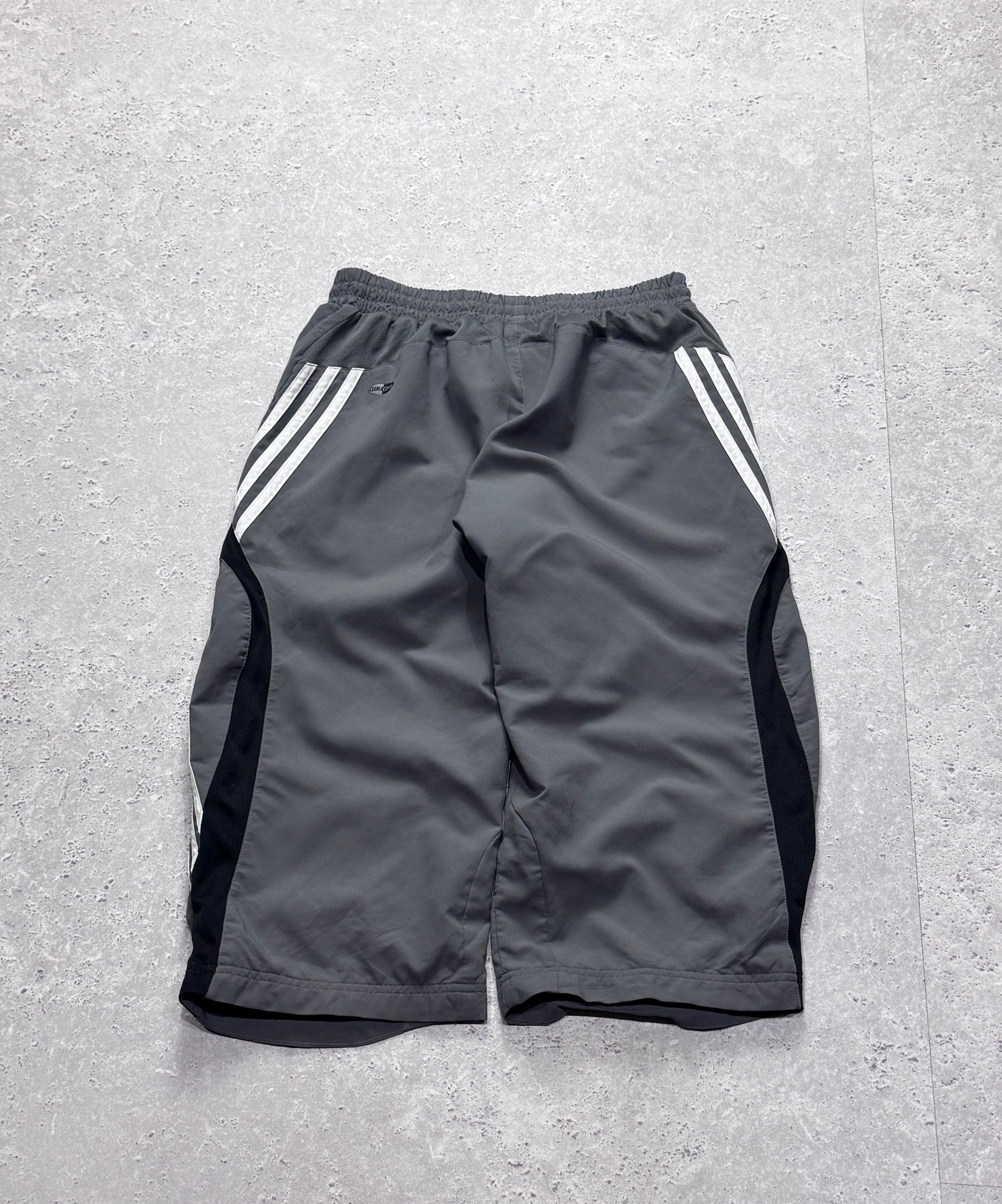 Vintage 2000s Adidas Adjustable 3/4 Track Shorts (S)