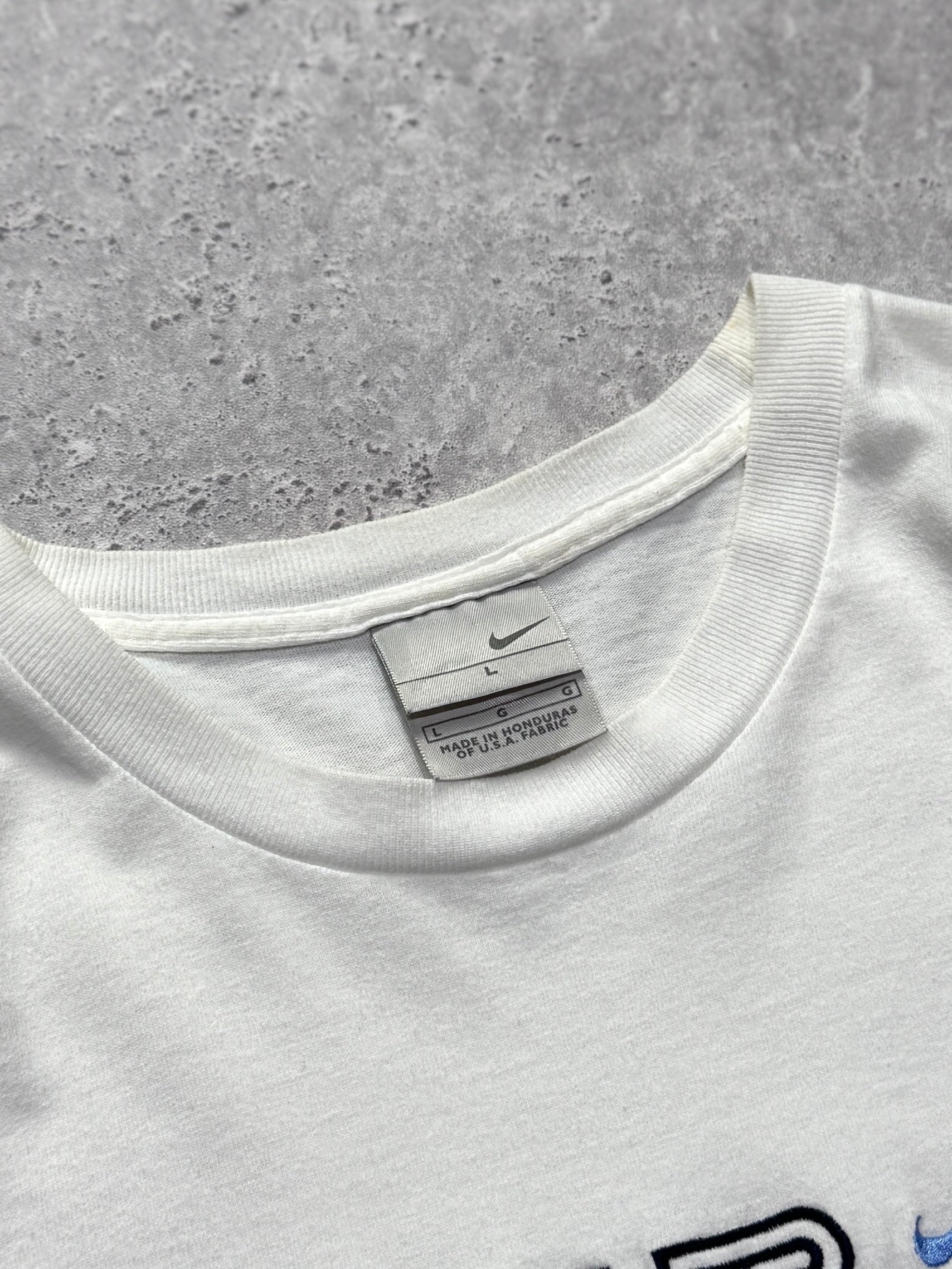 Vintage 2000s Nike Air Embroidered Tee (L)