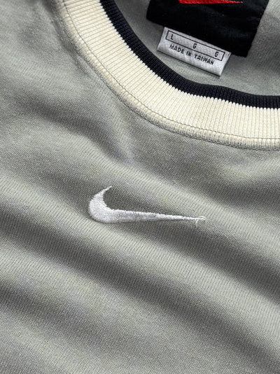 Vintage 2000s Nike Centre Swoosh Tee (XL)