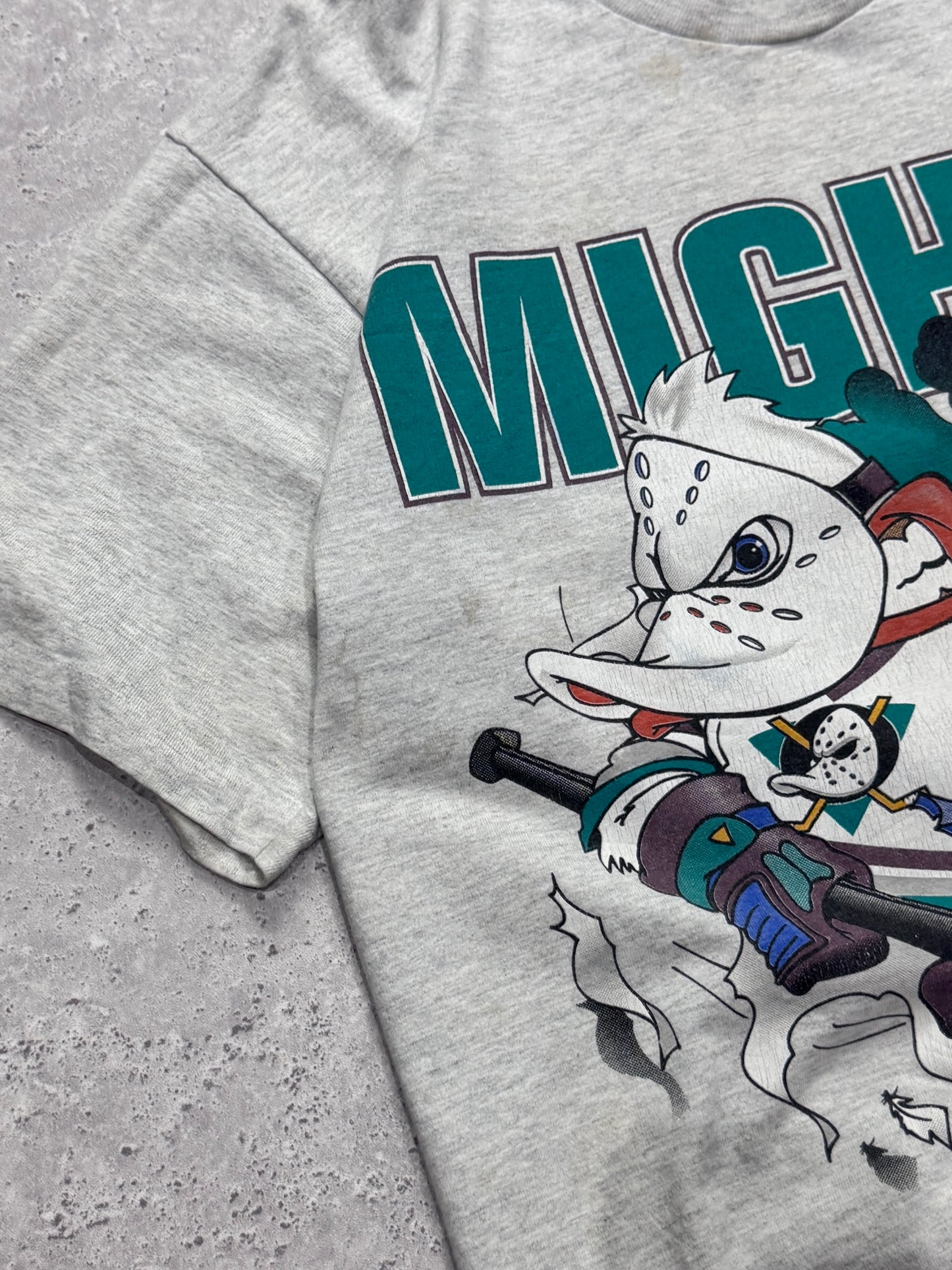 Vintage 90s Anaheim Mighty Ducks NHL Tee (L)