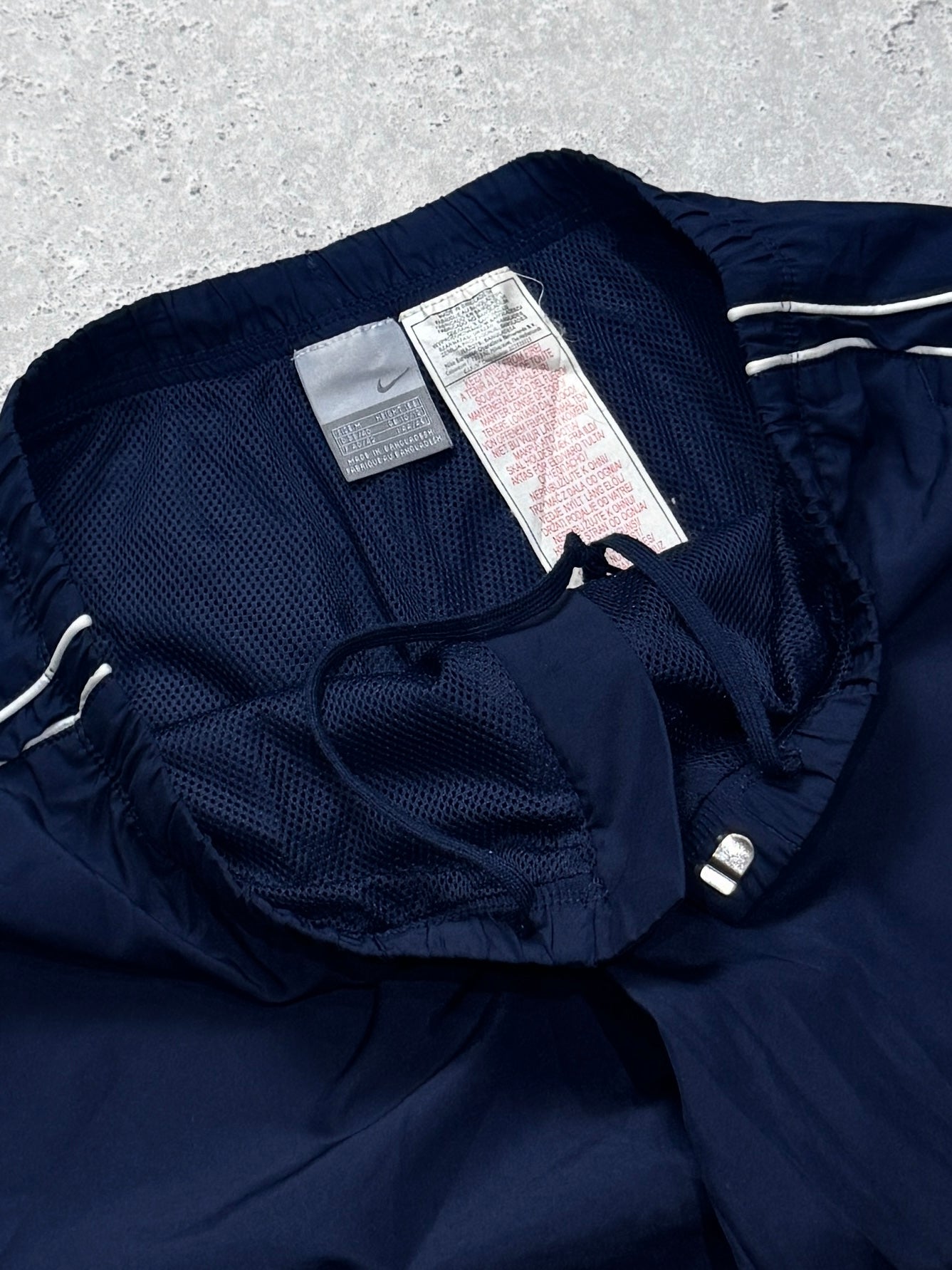Vintage 2000s Nike Adjustable 3/4 Track Shorts (28")