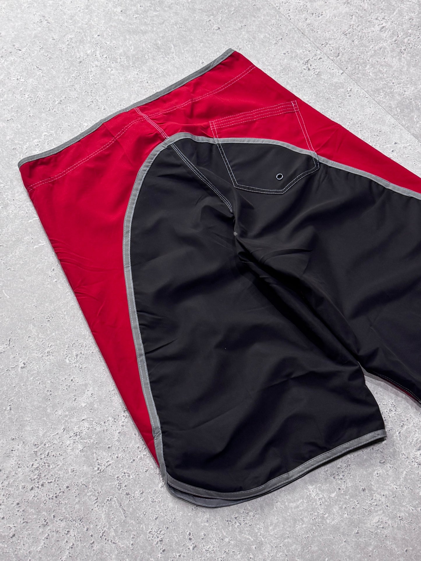 Vintage 2000s Deadstock Quicksilver Boardshorts (34")