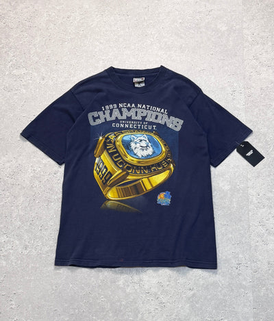 Vintage 1999 Connecticut Huskies NCAA Championship Ring Tee (L)