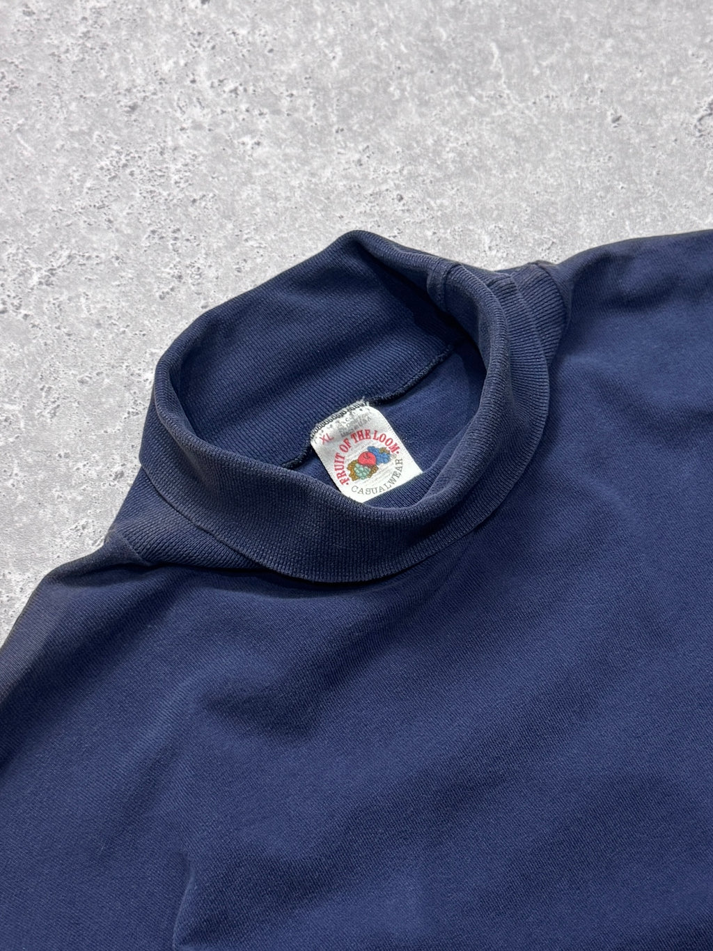 Vintage 90s Essential Mock Neck Long Sleeve Tee (XL)