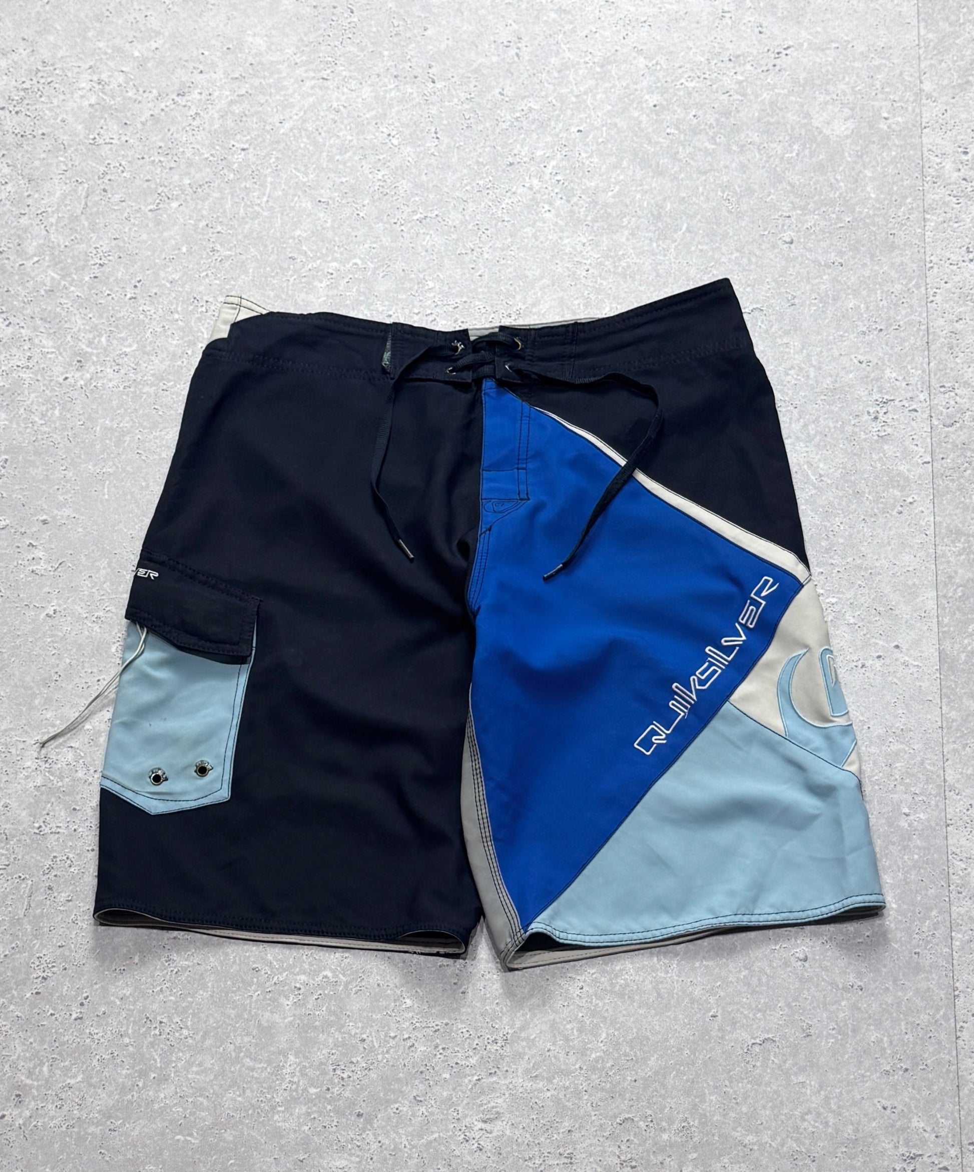 Vintage 2000s Quiksilver Boardshorts (34”)