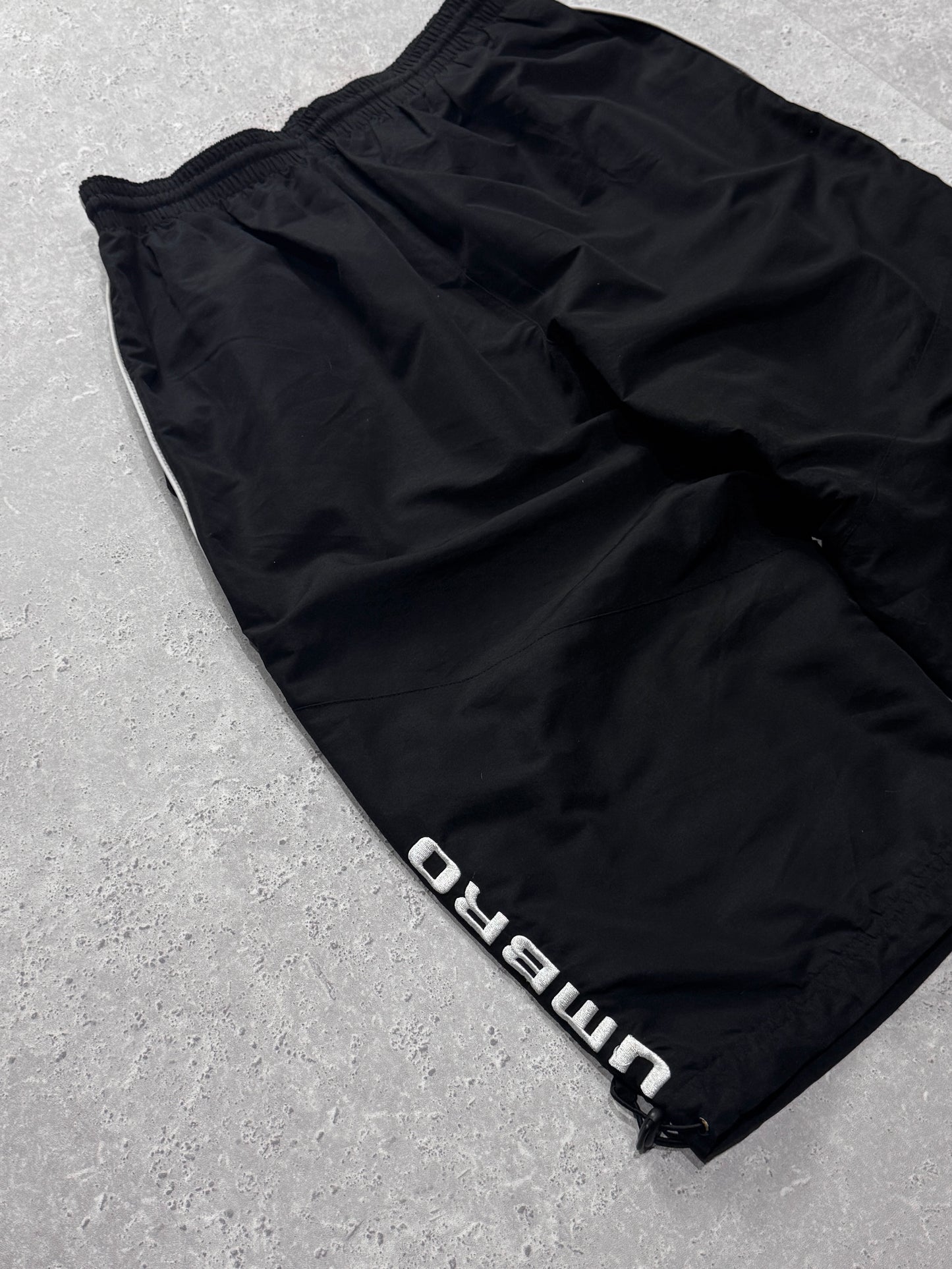Vintage 2000s Umbro Adjustable 3/4 Track Shorts (30")