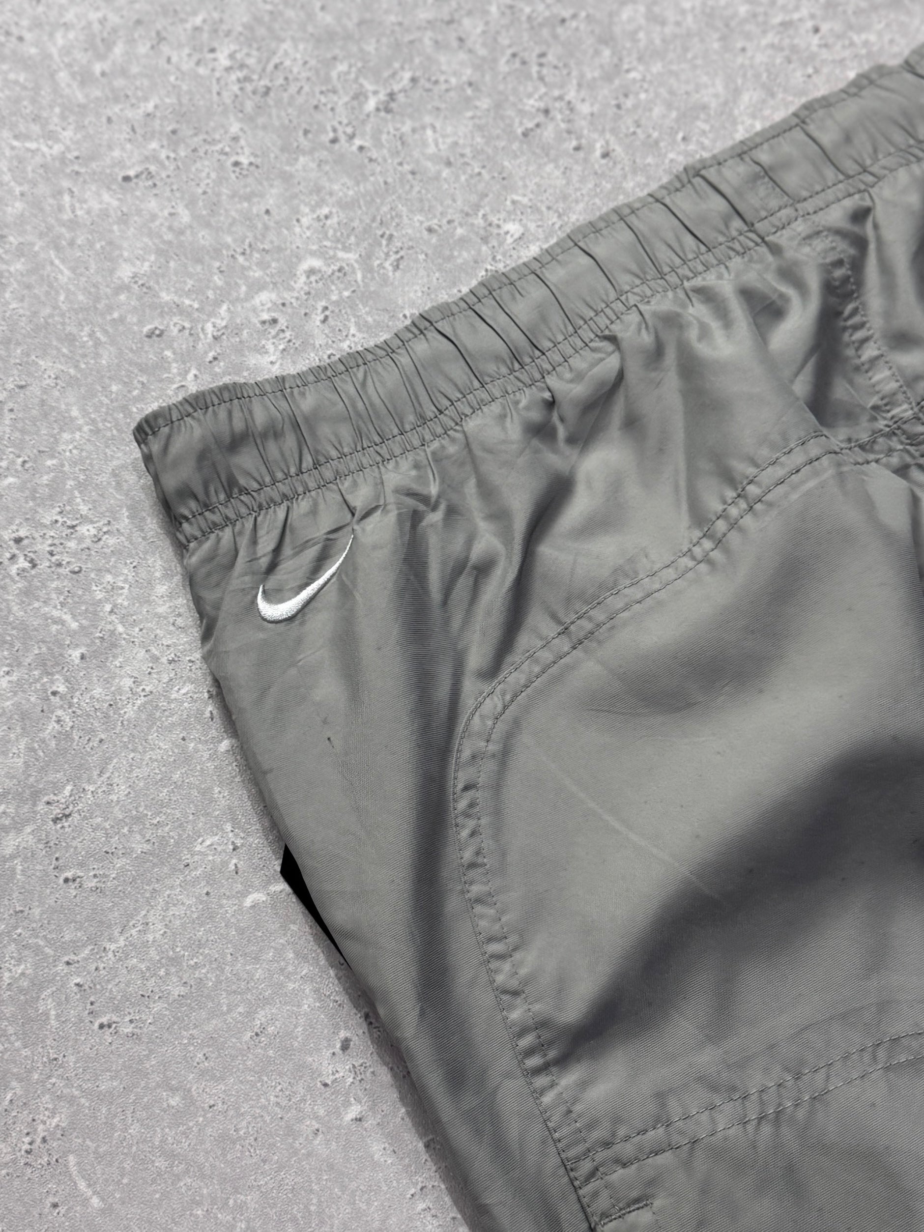 Vintage 2000s Nike Adjustable 3/4 Track Shorts (XL)