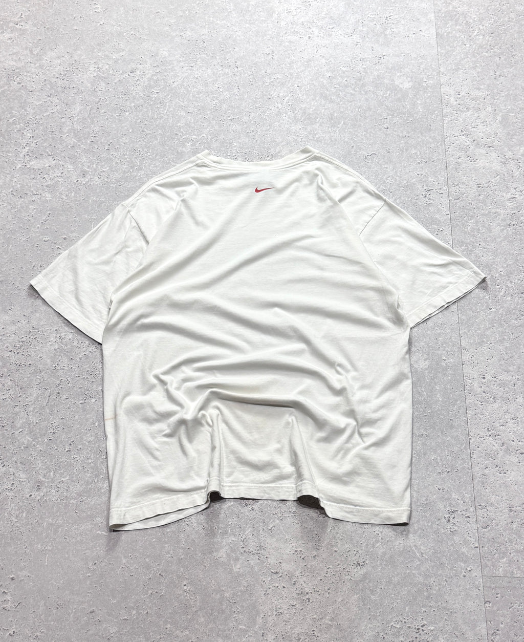 Vintage 2000s Nike Air Spellout Tee (L)