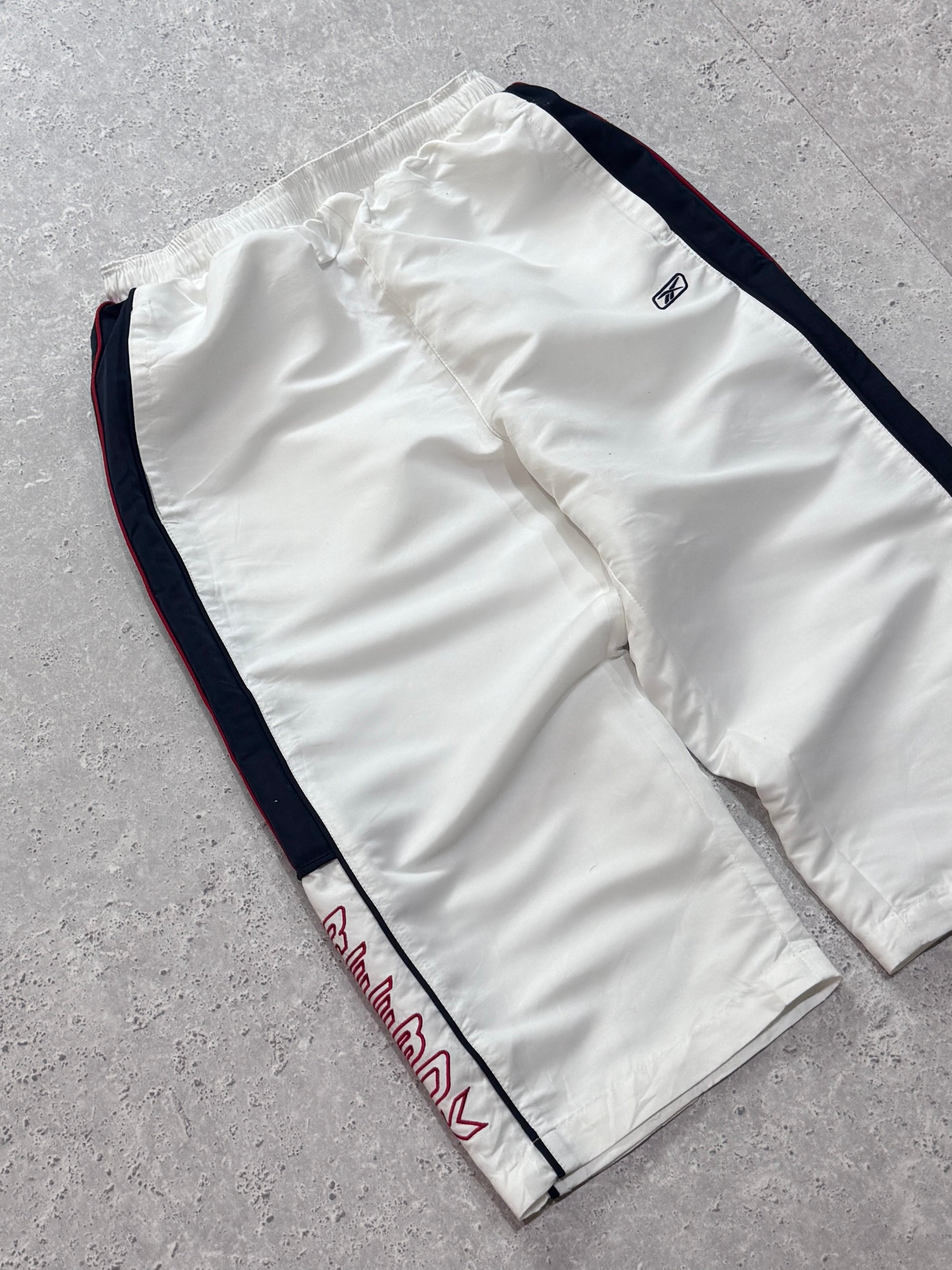 Vintage 2000s Reebok Adjustable 3/4 Track Shorts (M)