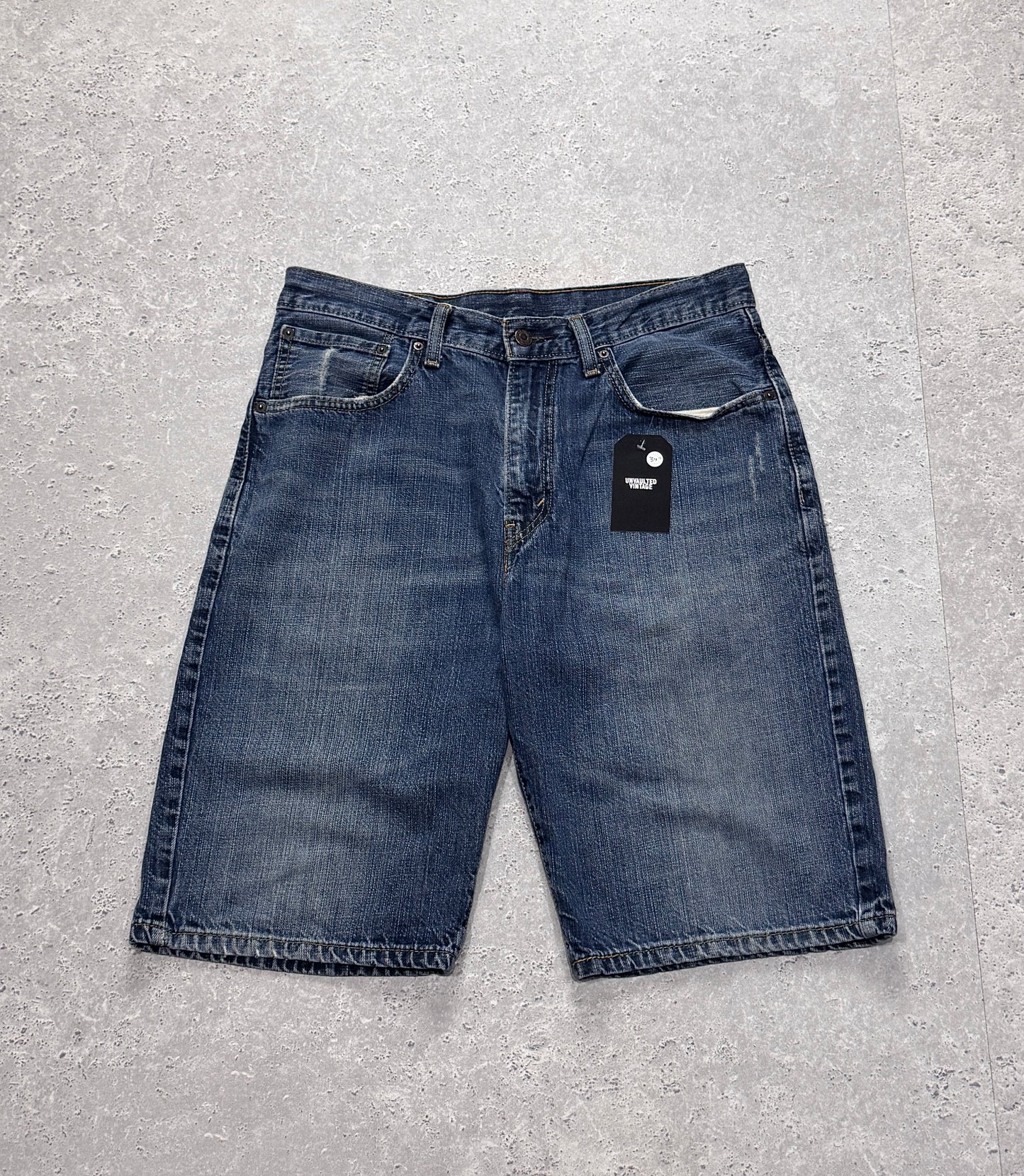 Vintage Levi 569 Denim Jorts (32")