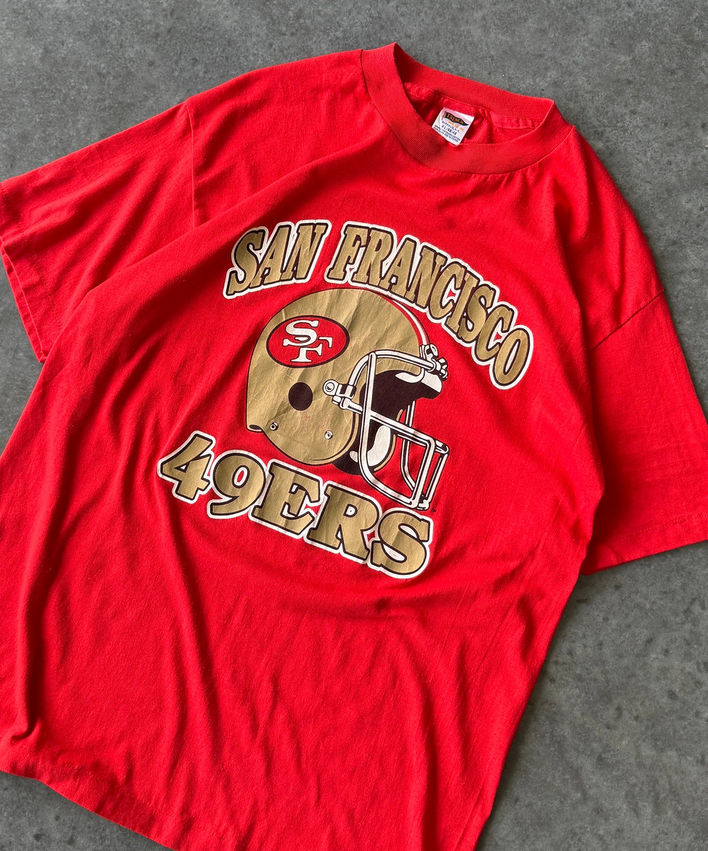 Vintage 80s San Francisco 49ers Helmet Tee (L)