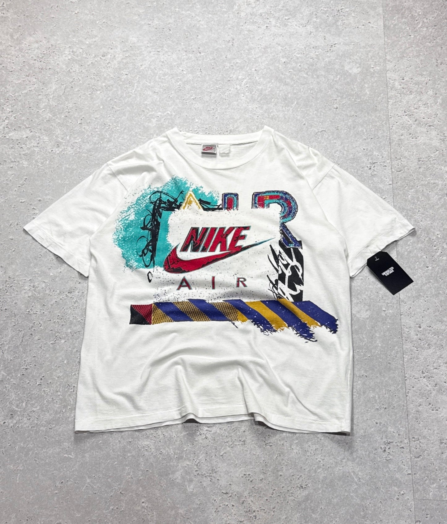 Vintage 90s Nike Abstract Tee (M)